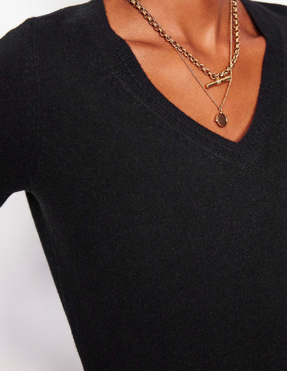 Eva Cashmere V-neck Jumper-Black-2