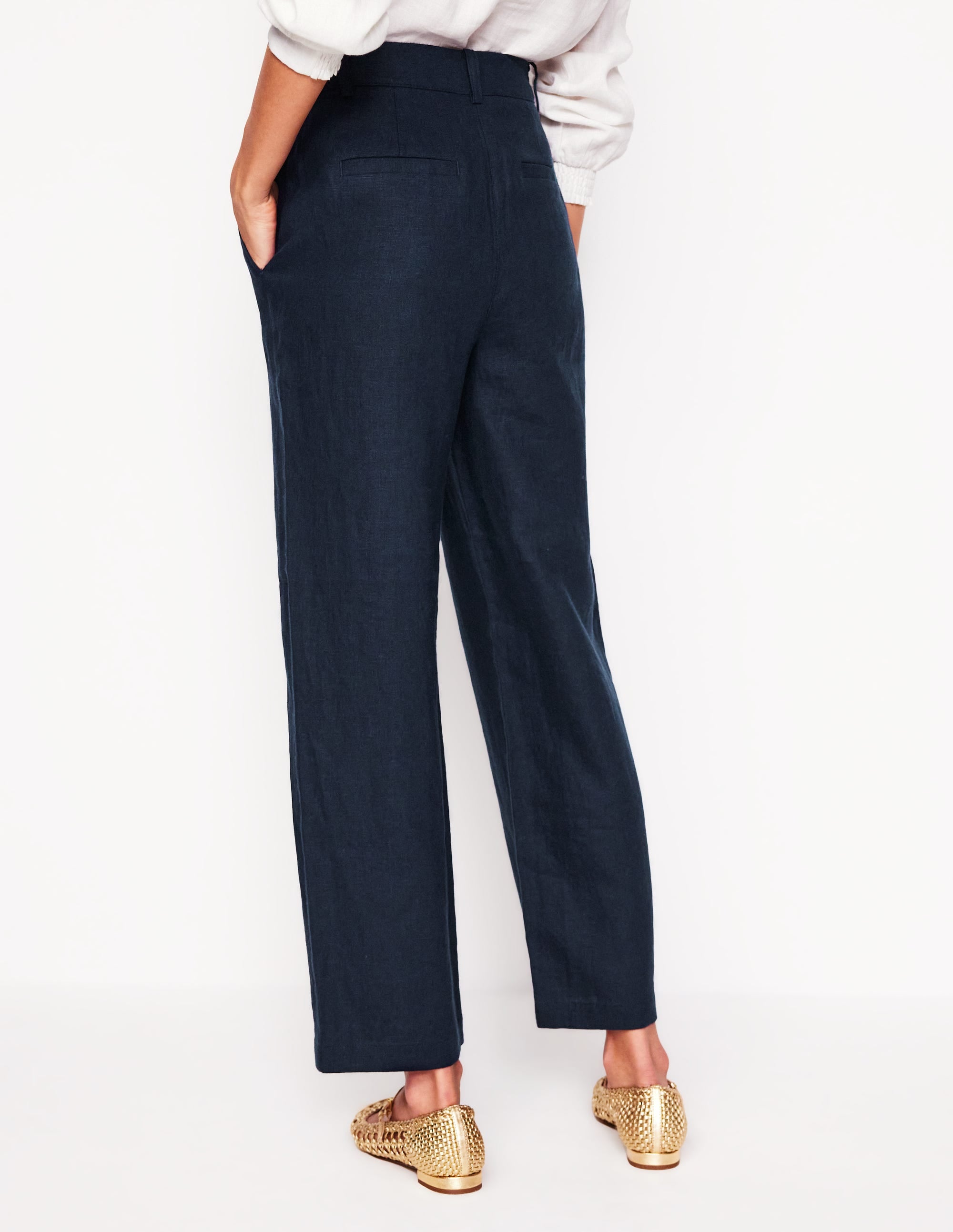 Westbourne Crop Linen Trousers-Navy - Image 3