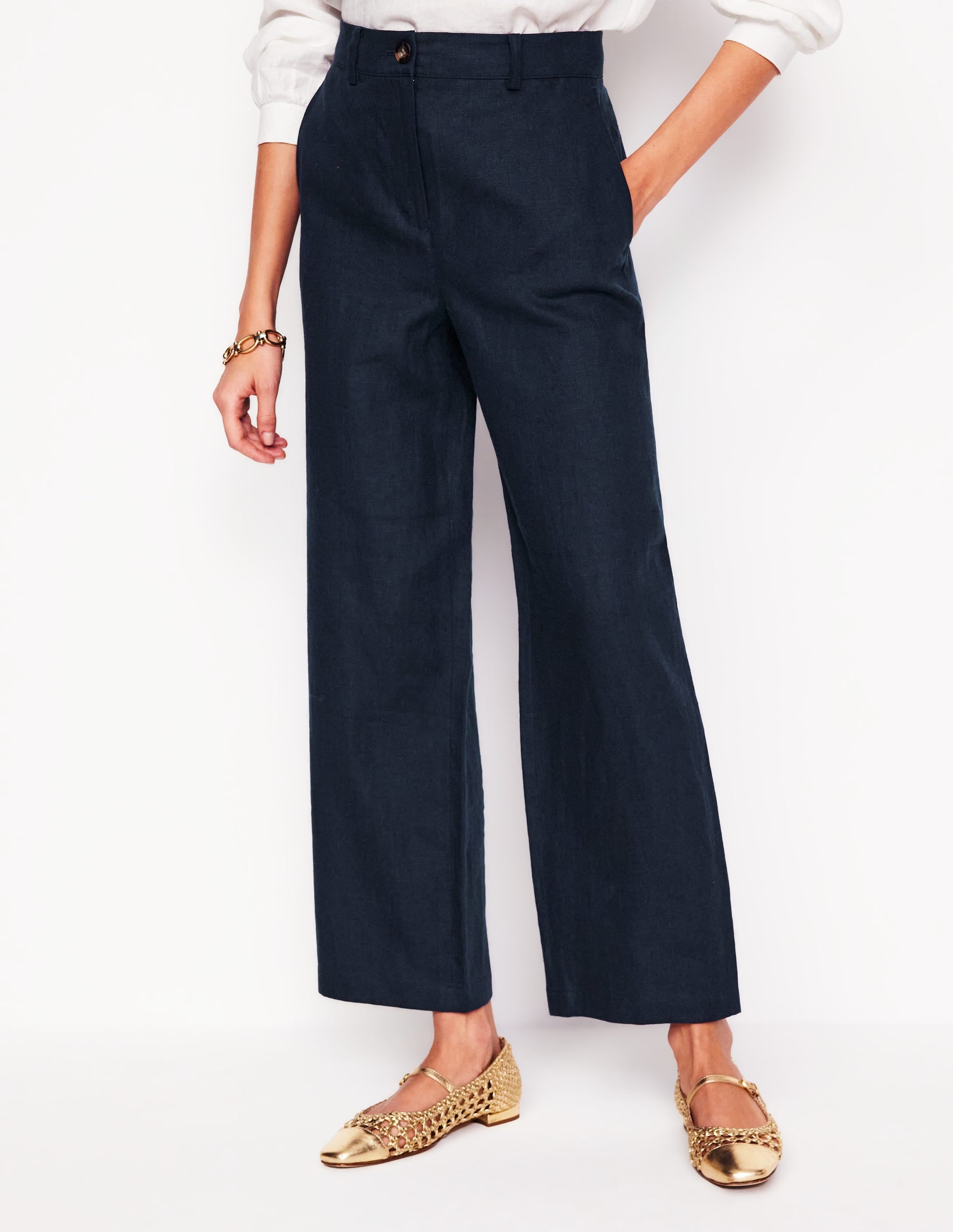 Westbourne Crop Linen Trousers-Navy - Image 4