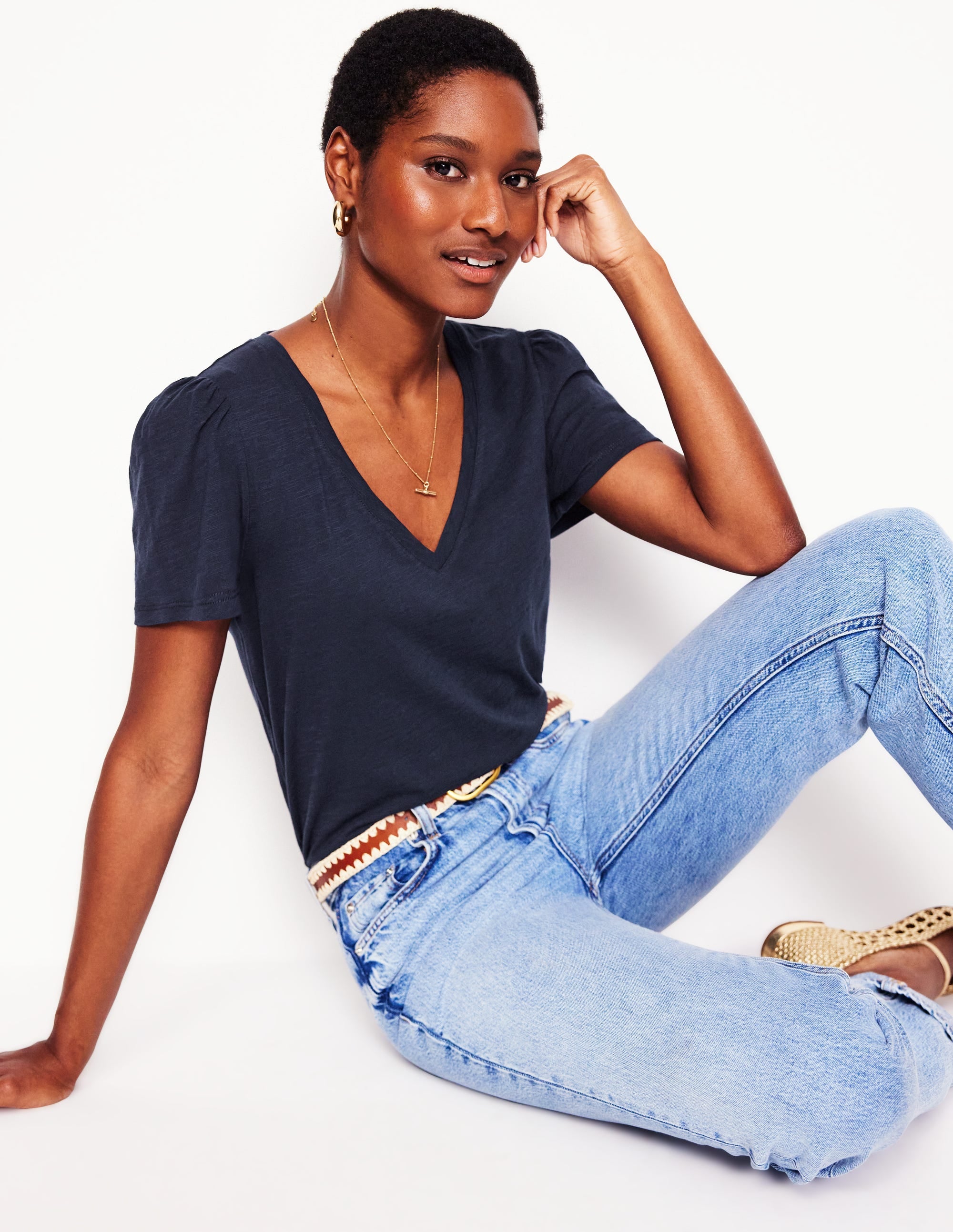 Sophie V-neck Slub T-shirt-Navy - Image 4