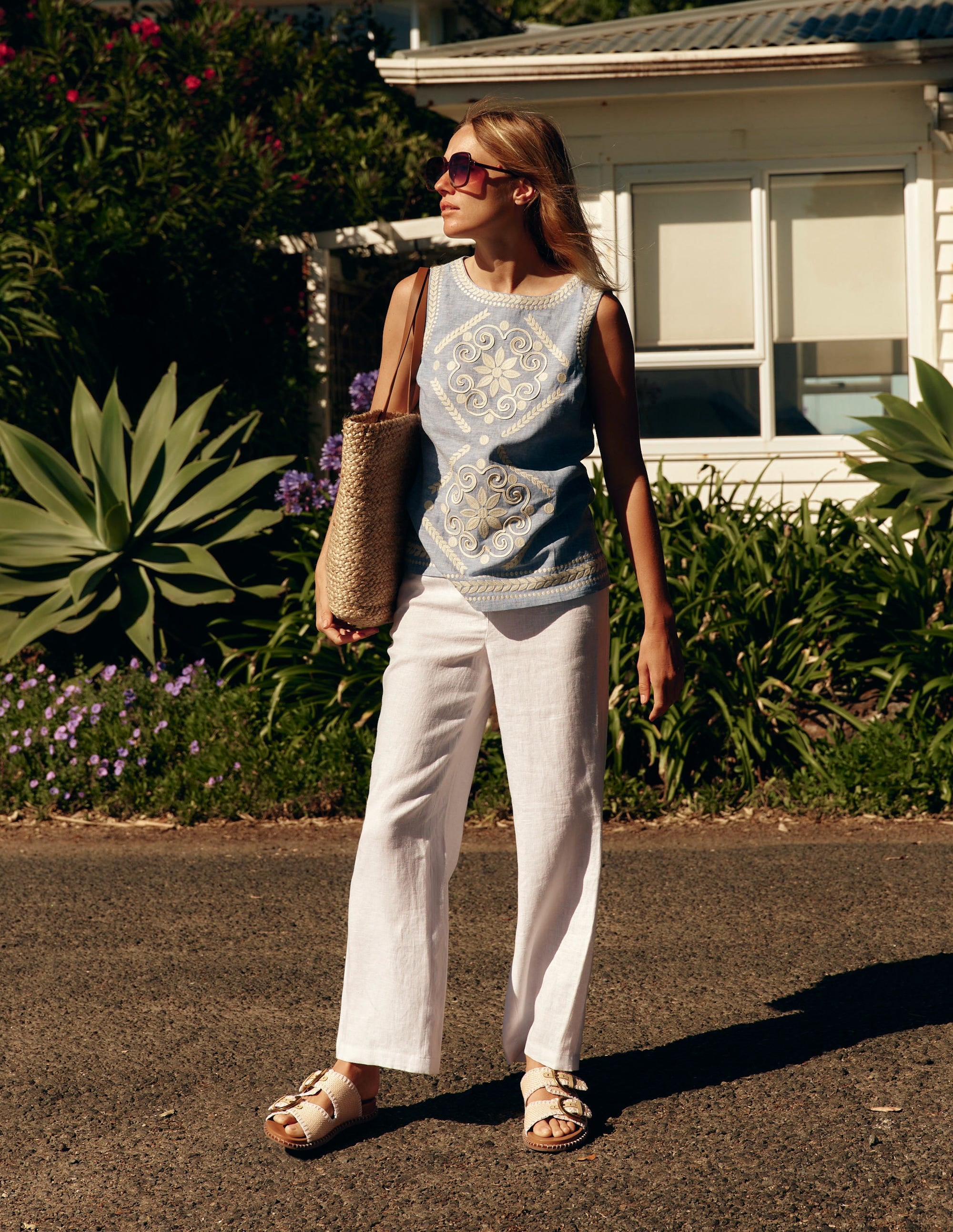 Westbourne Crop Linen Trousers-White - Image 5