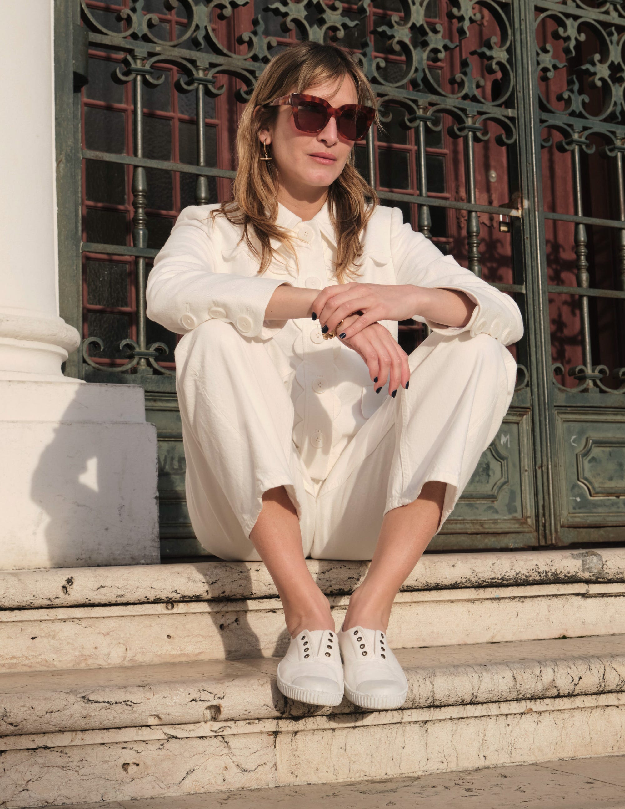 Barrel Leg Jeans-White - Image 6