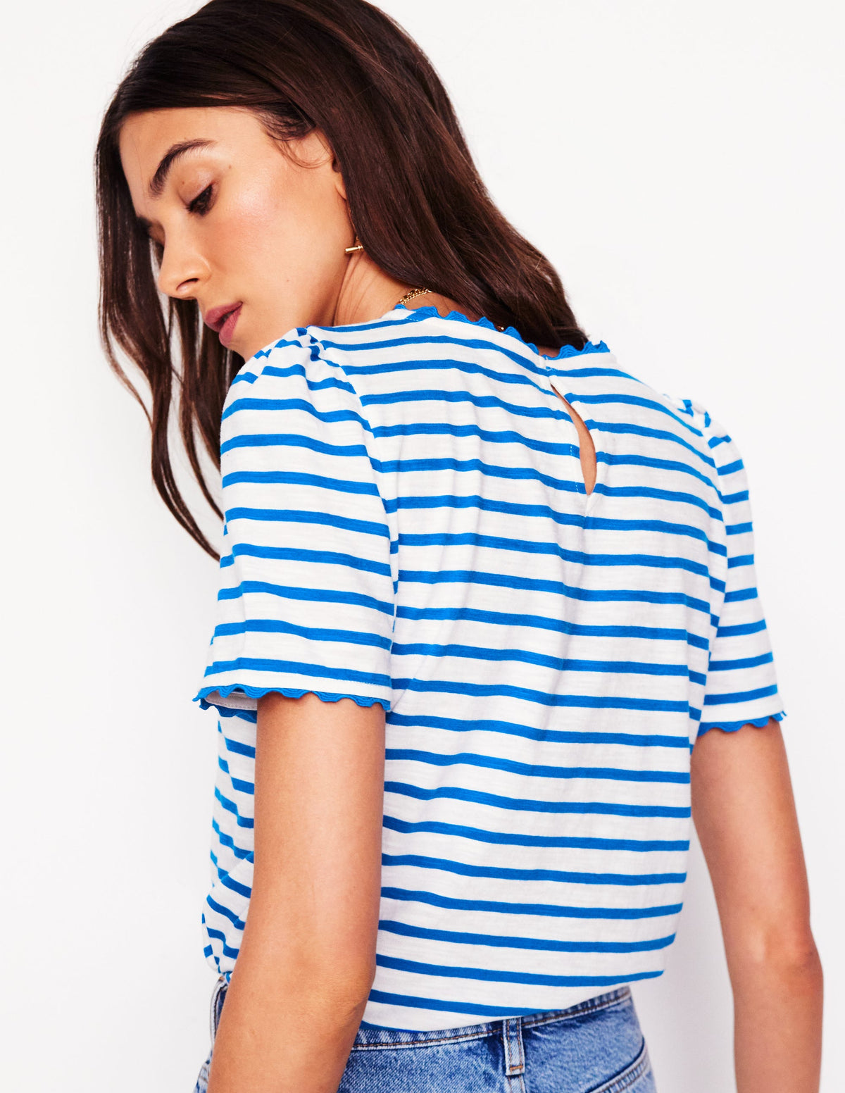 Ali Ricrac T-shirt-Ivory, Gallery Blue - Image 3