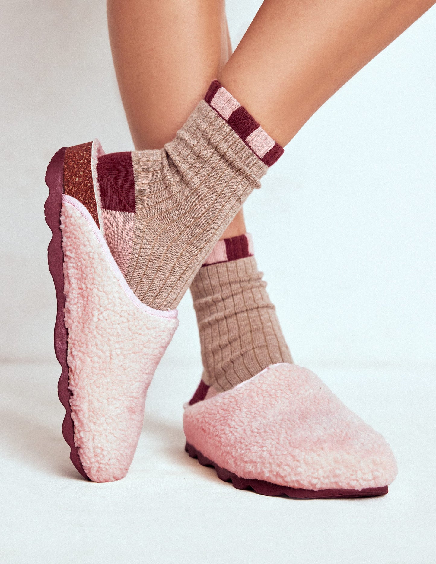 Contrast Sole Mule Slippers-Pink