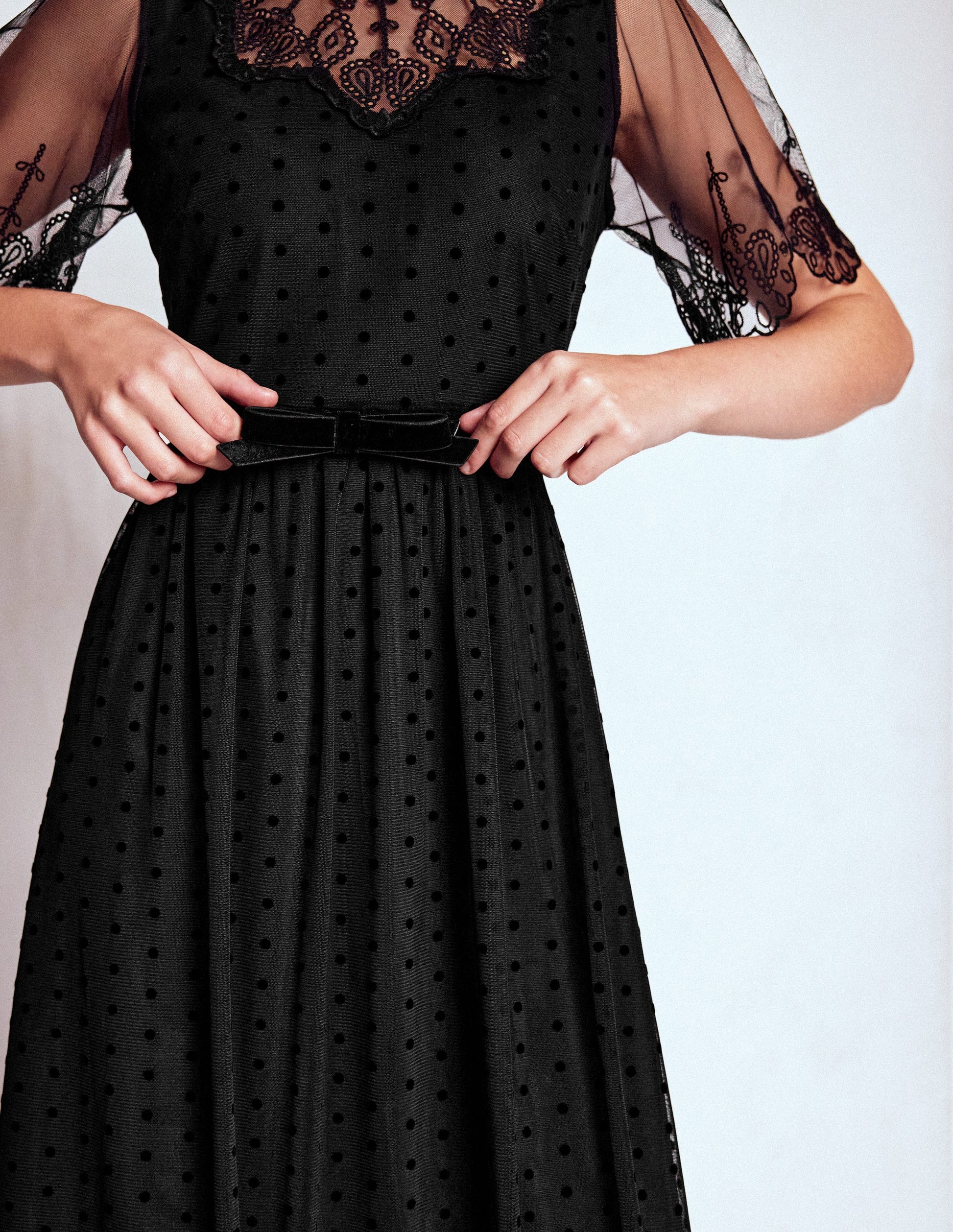 Skinny Bow Belt-Black Velvet-3