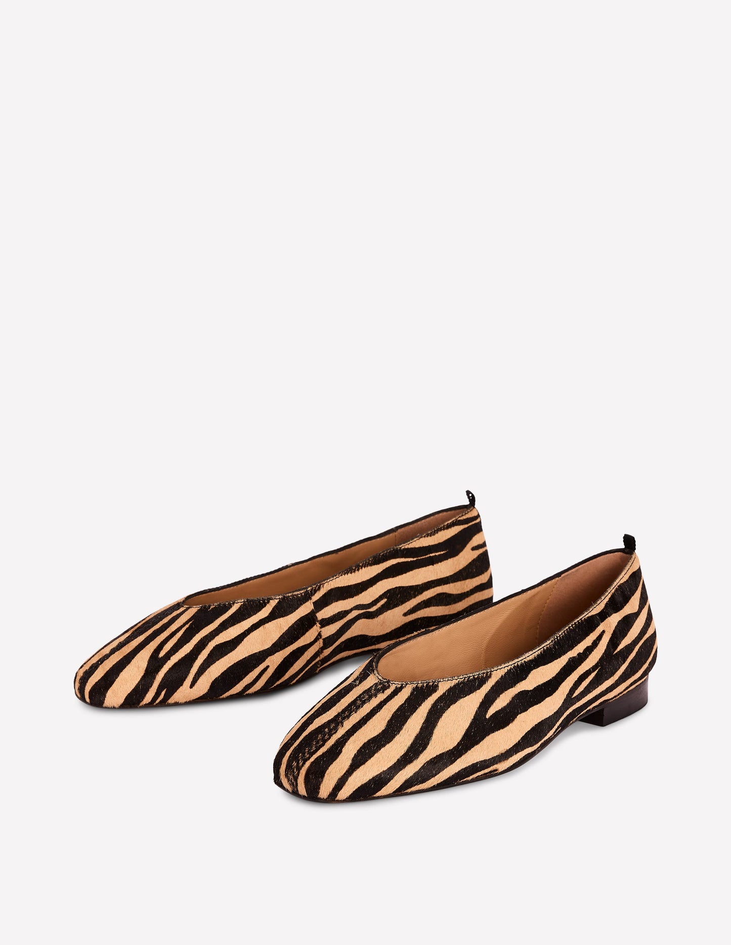 High Cut Stitch Detail Flats-Black/White