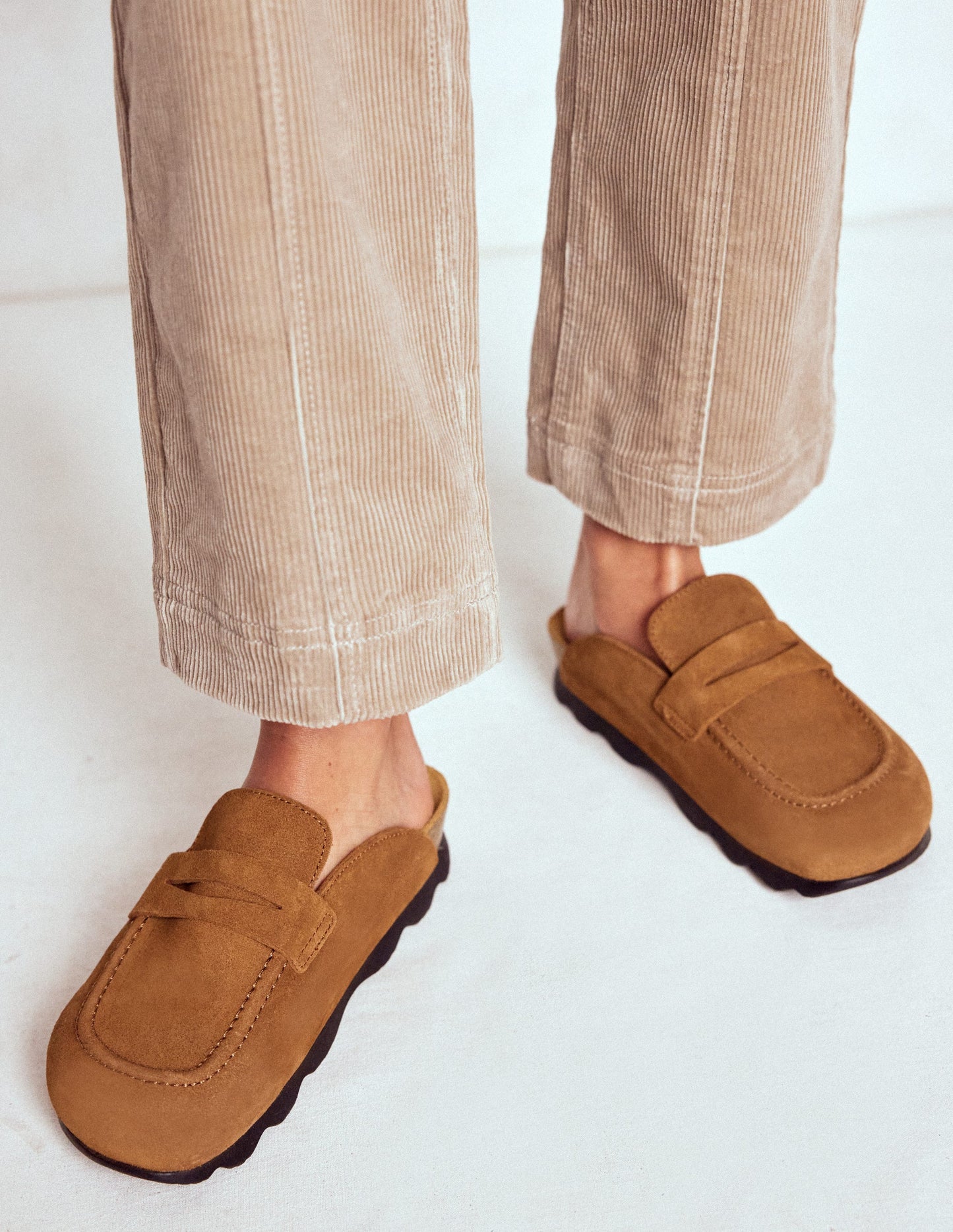 Suede Mule Clog-Raw Umber