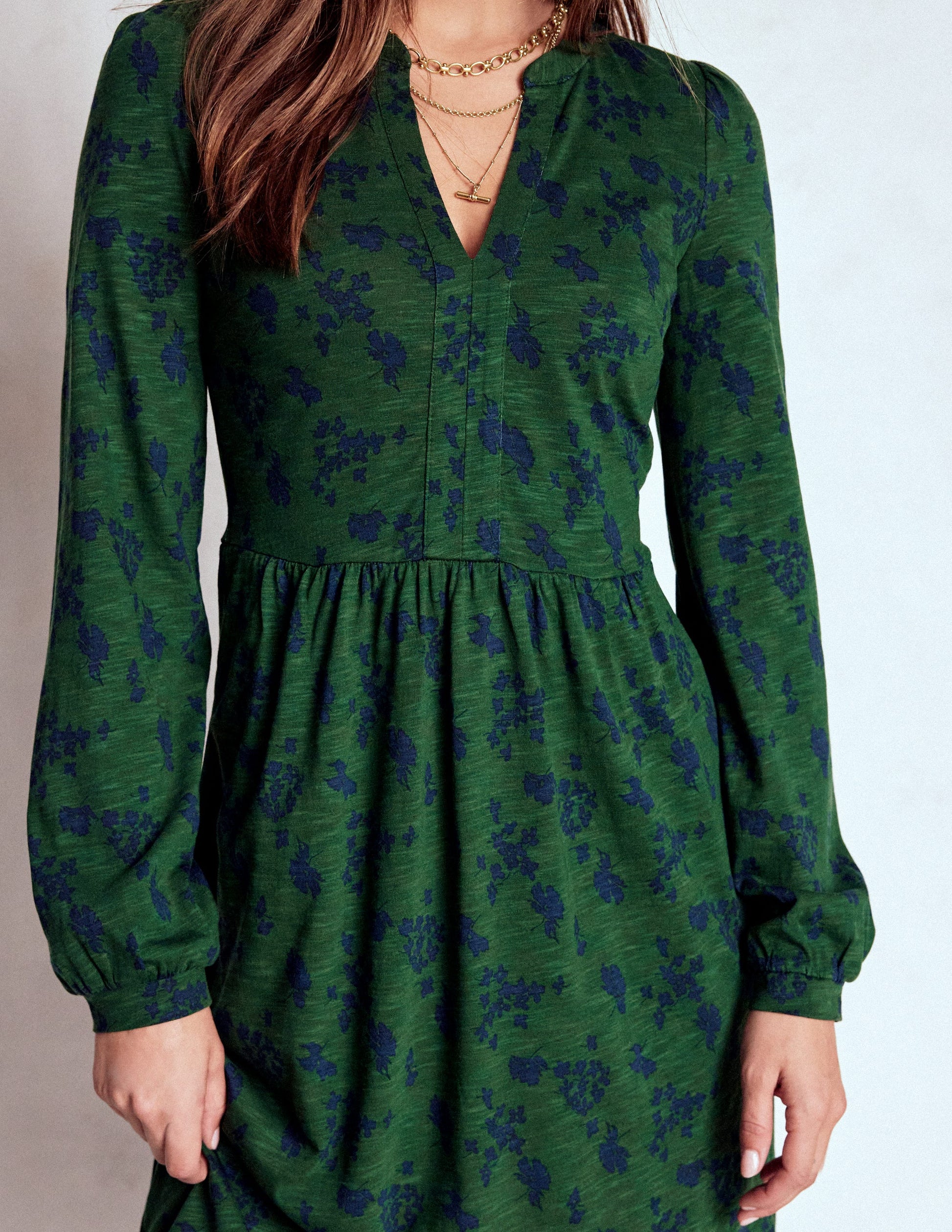 Naomi Relaxed Jersey Dress-Dark Green, Dainty Meadow-2