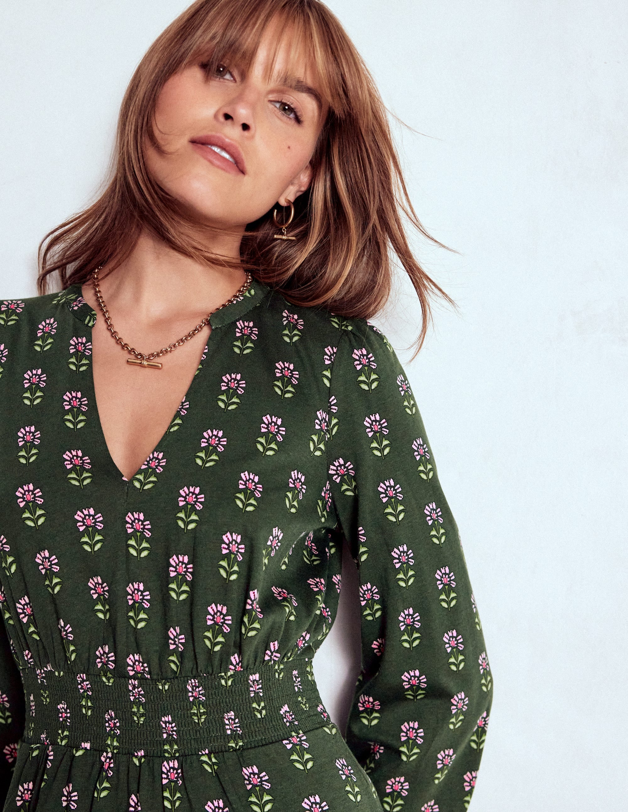 Sarah Short Jersey Dress-Winter Moss, Woodblock Floral - Image 4