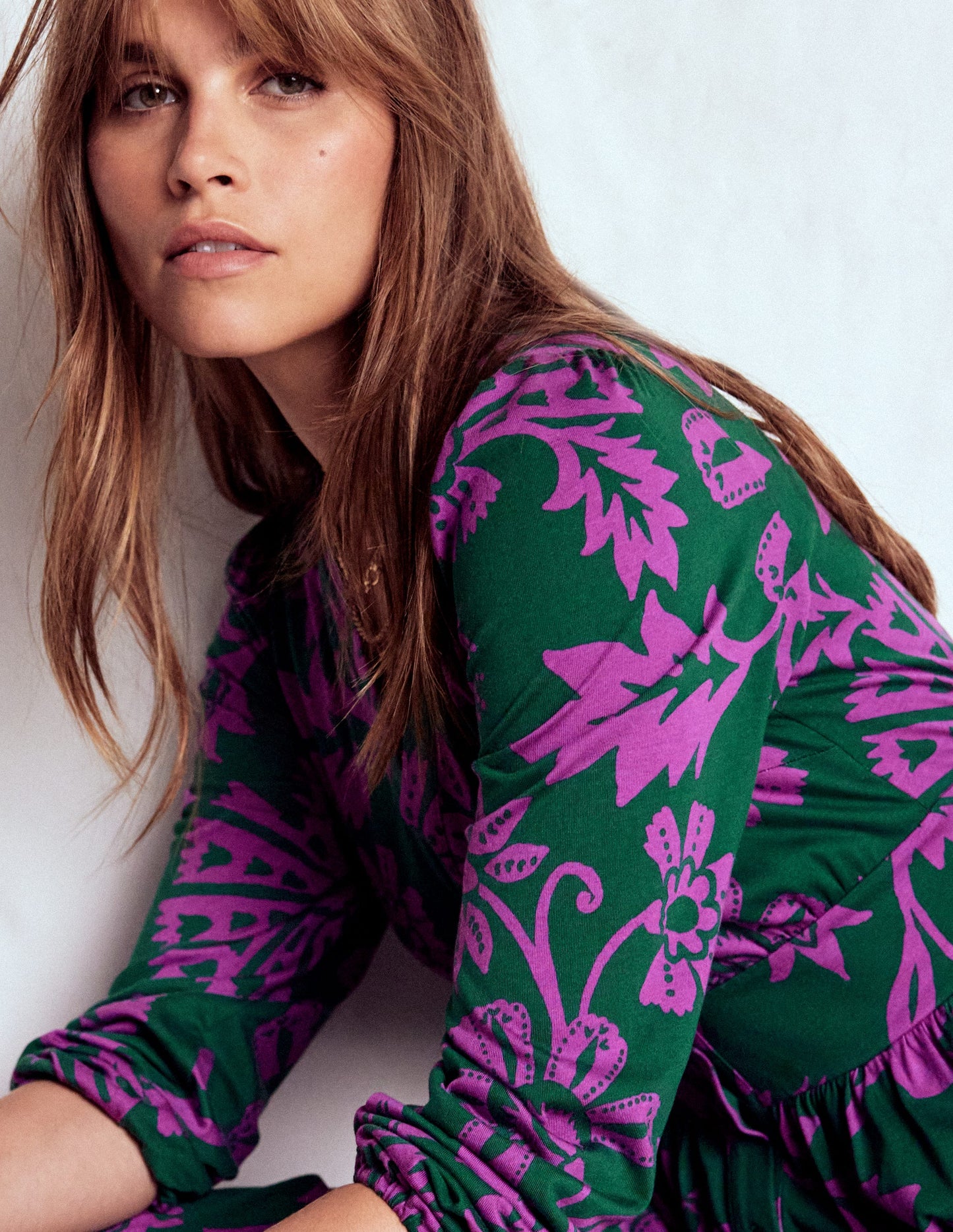 Natalia Long Sleeve Tea Dress-Emerald Night, Elaborate Vine