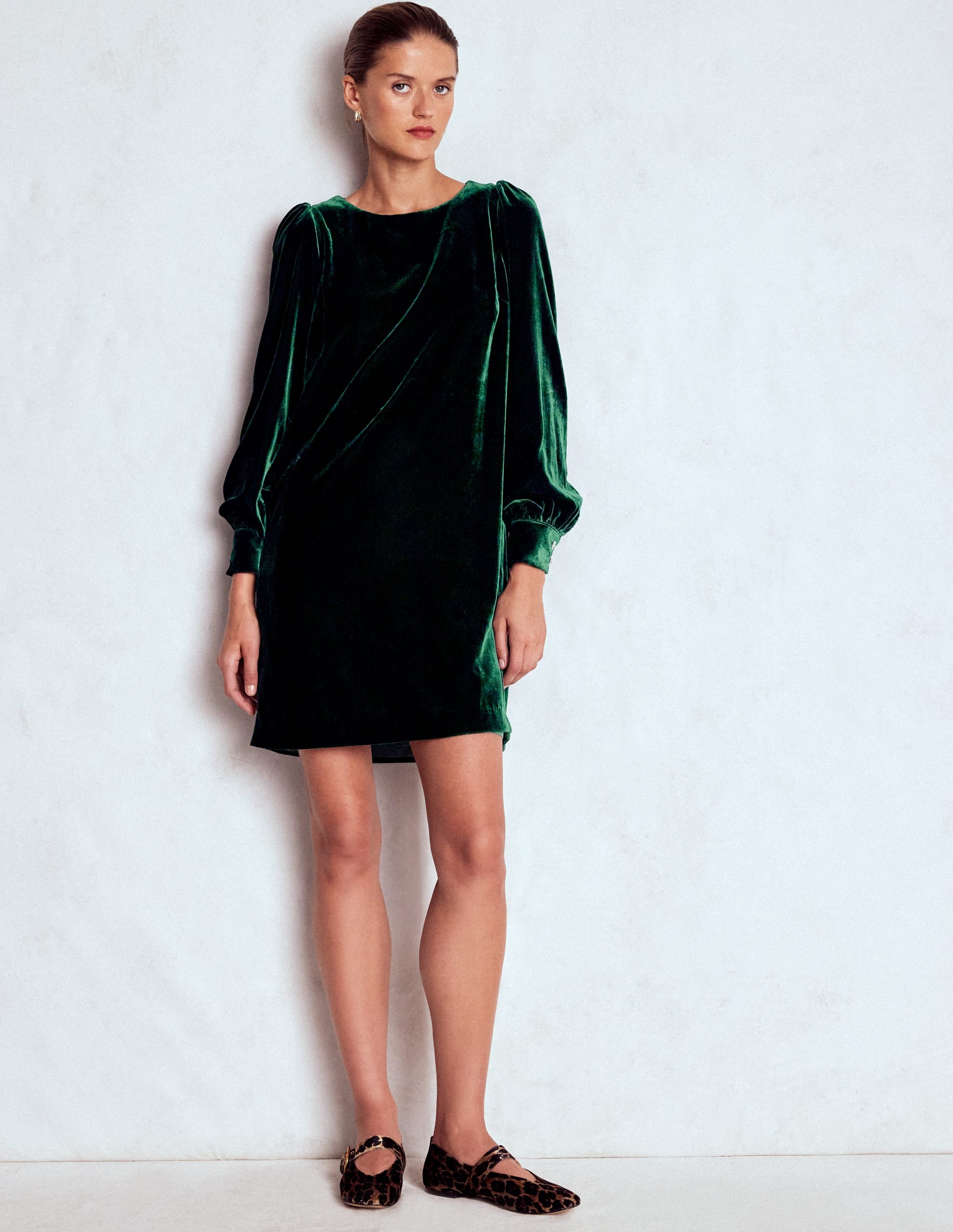 Estella Velvet Shift Dress-Emerald Night - Image 5