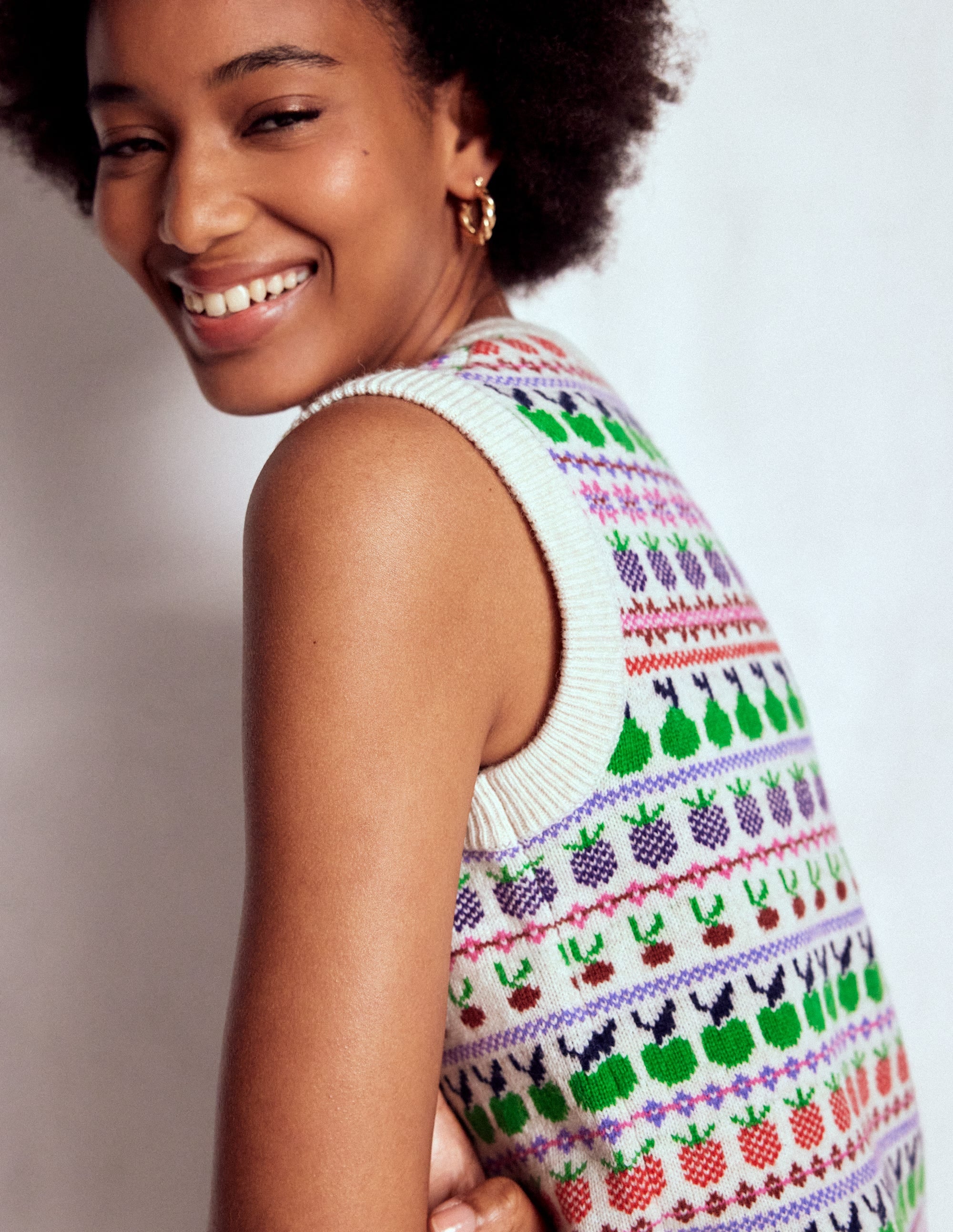 Edie Fair Isle Tank-Ecru Marl, Fruit - Image 2