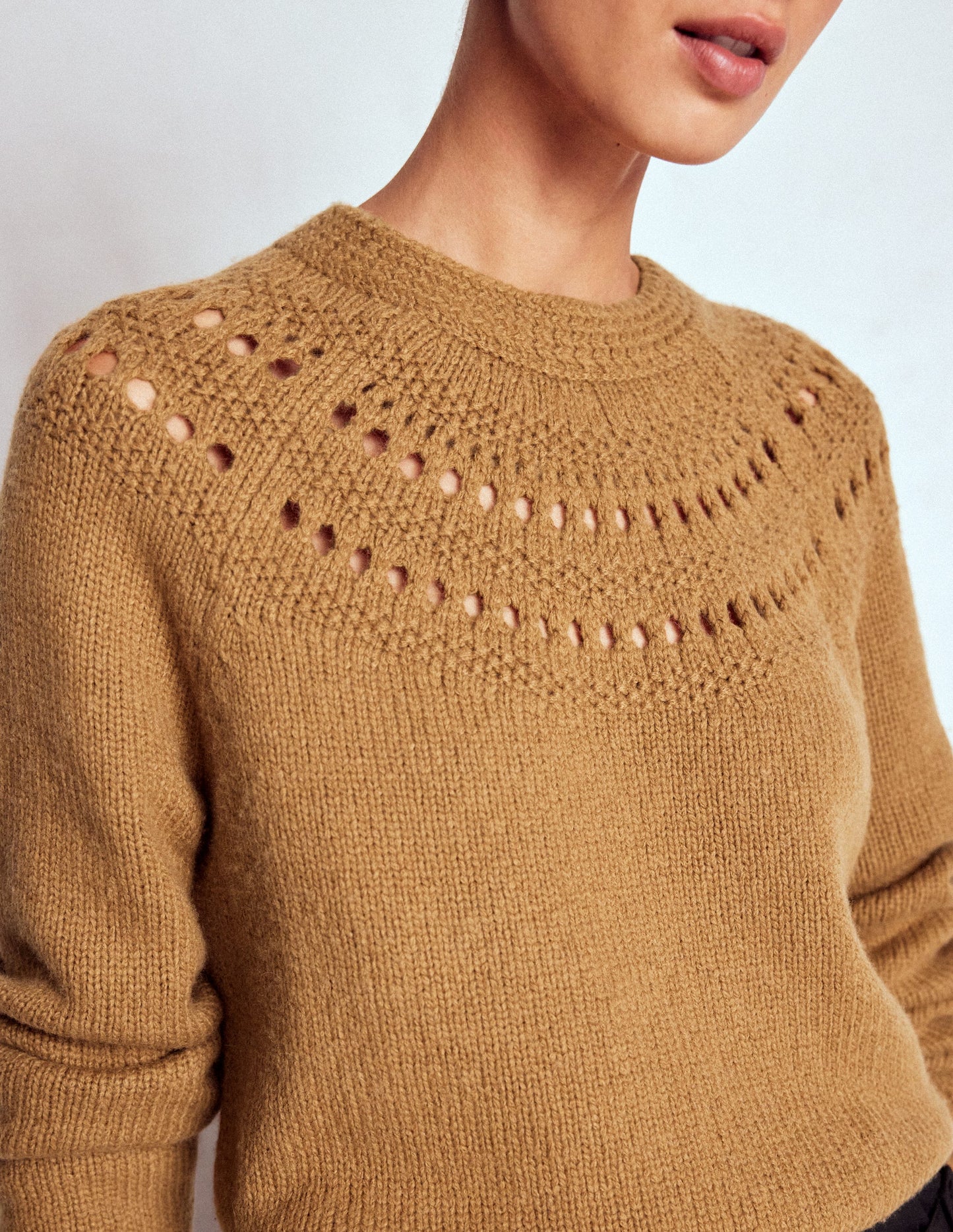 Fluffy Chunky Jumper-Camel Melange