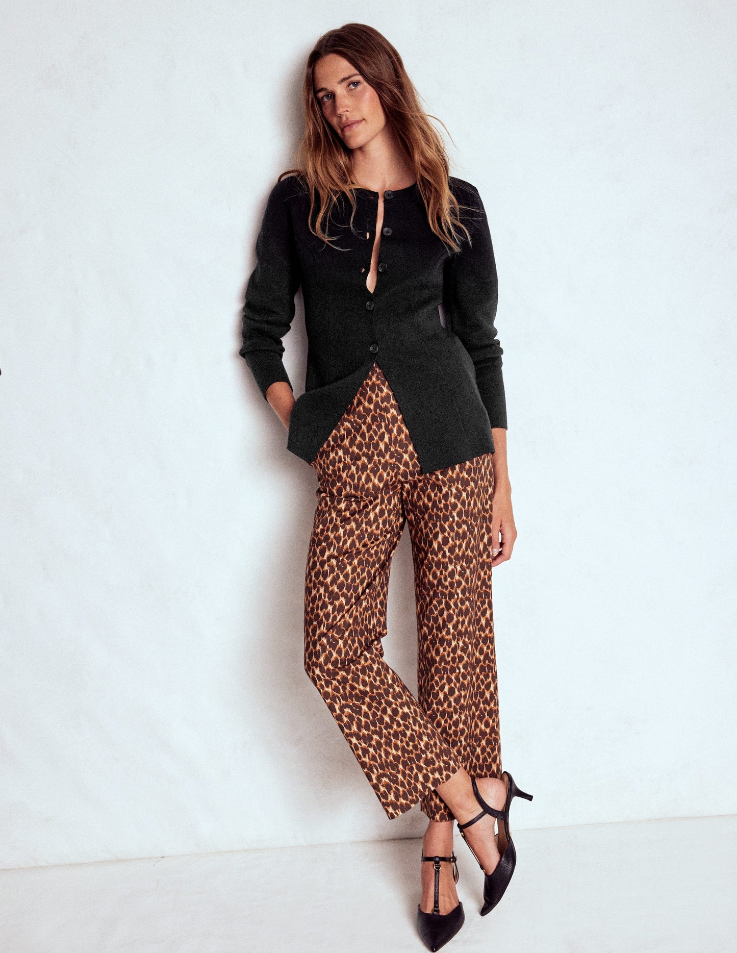 Joanna Fitted Knitted Jacket-Black