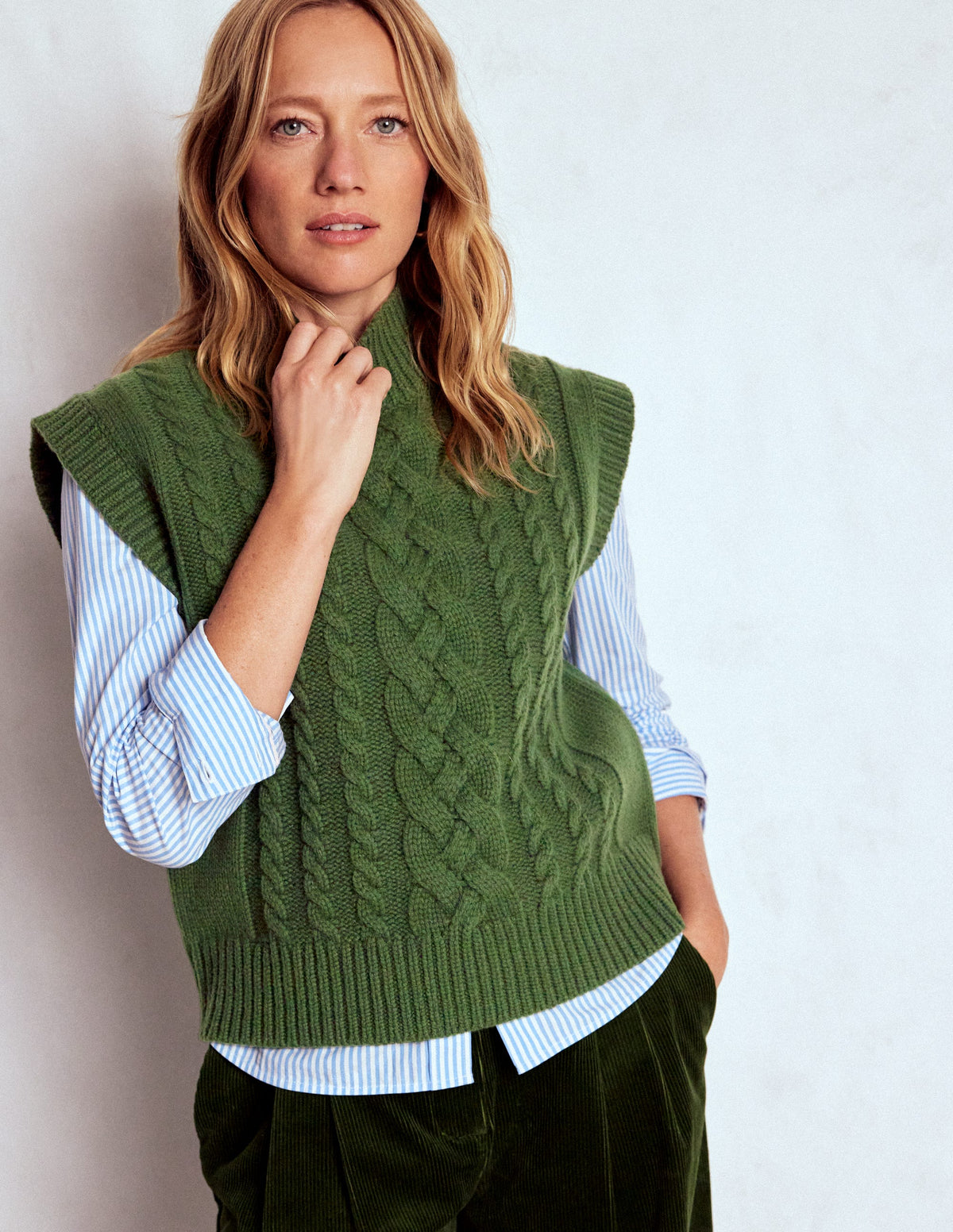 Amara Merino Cable Tank-Green Fir - Image 5