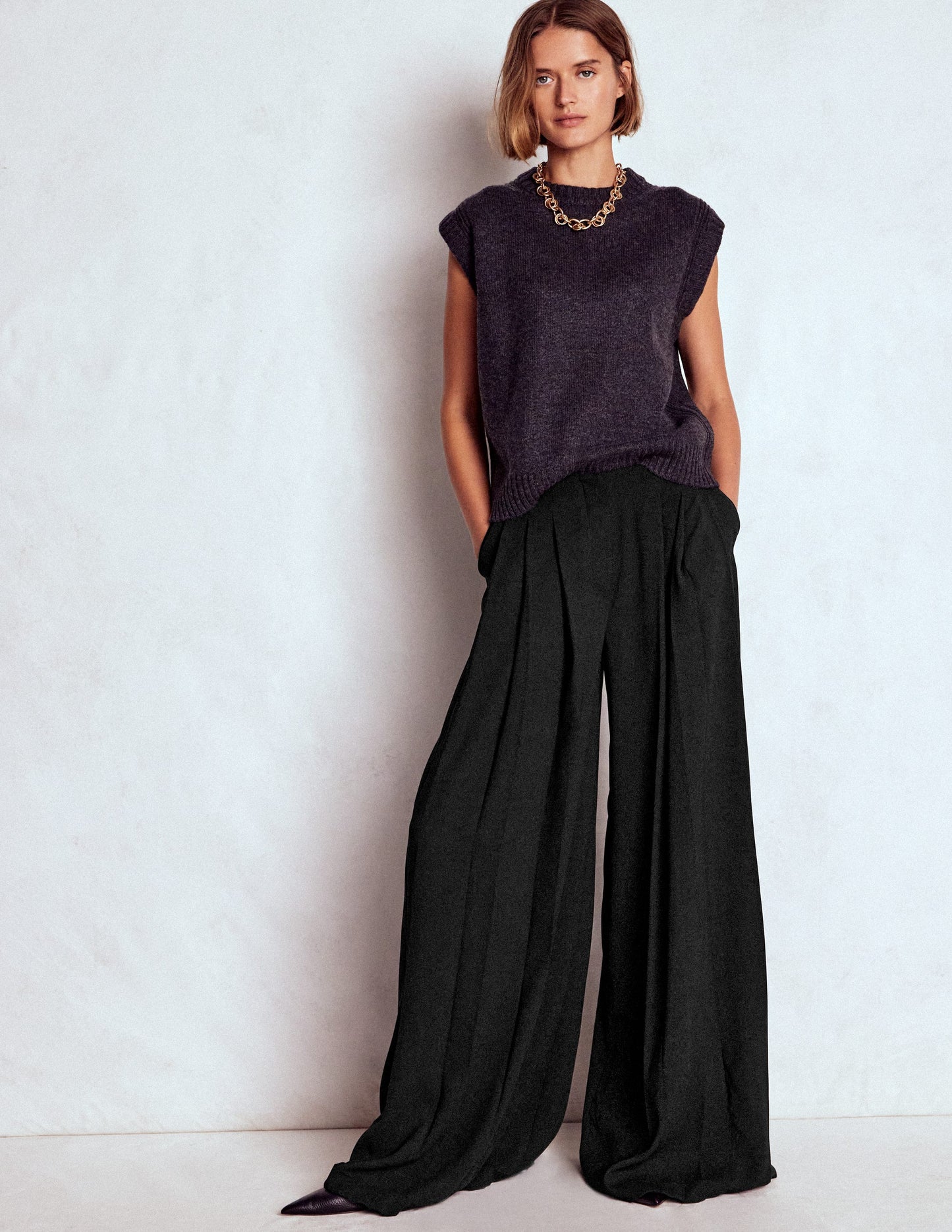 Regent Wide Leg Trousers-Black