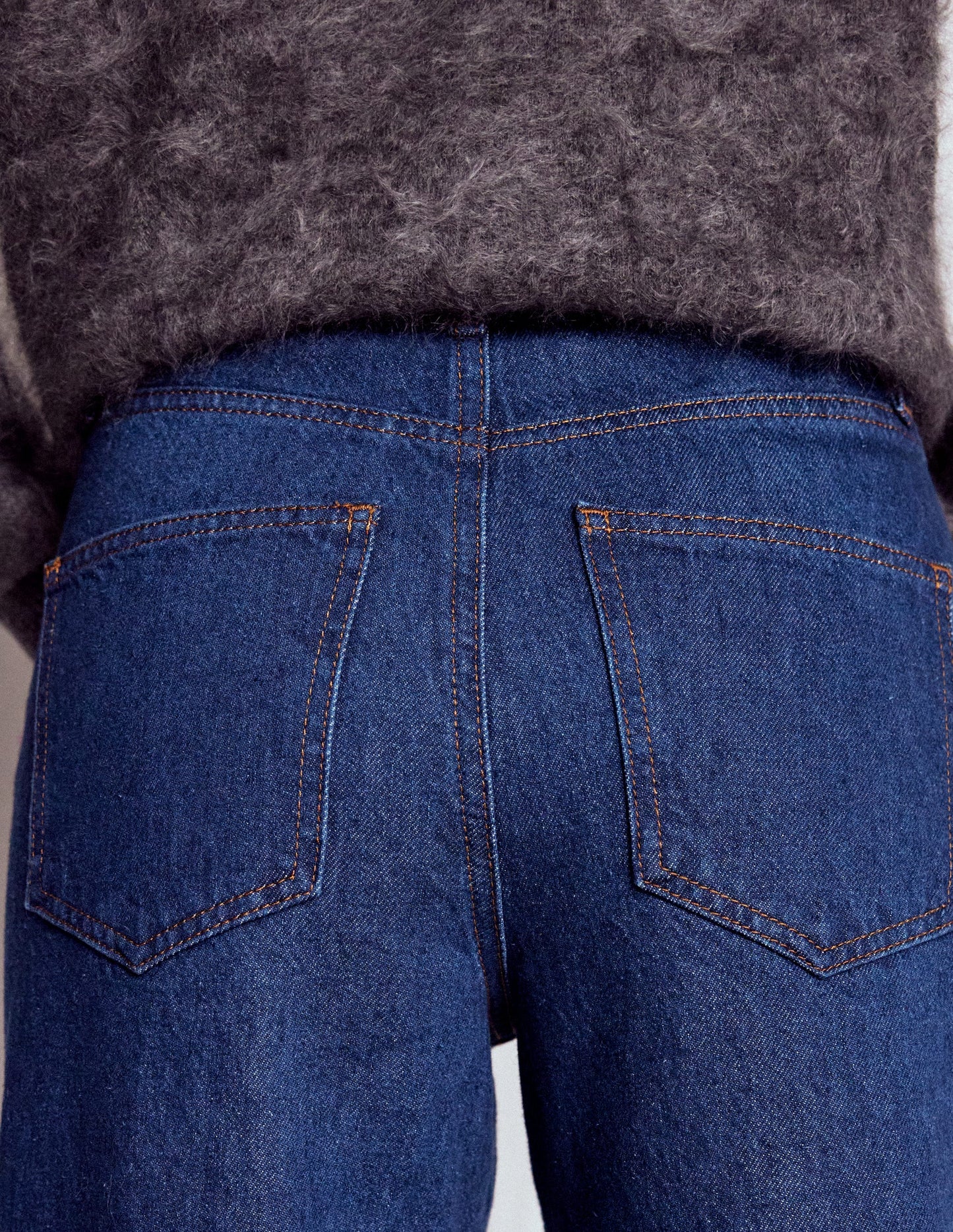 Mid Rise Relaxed Jeans-Indigo