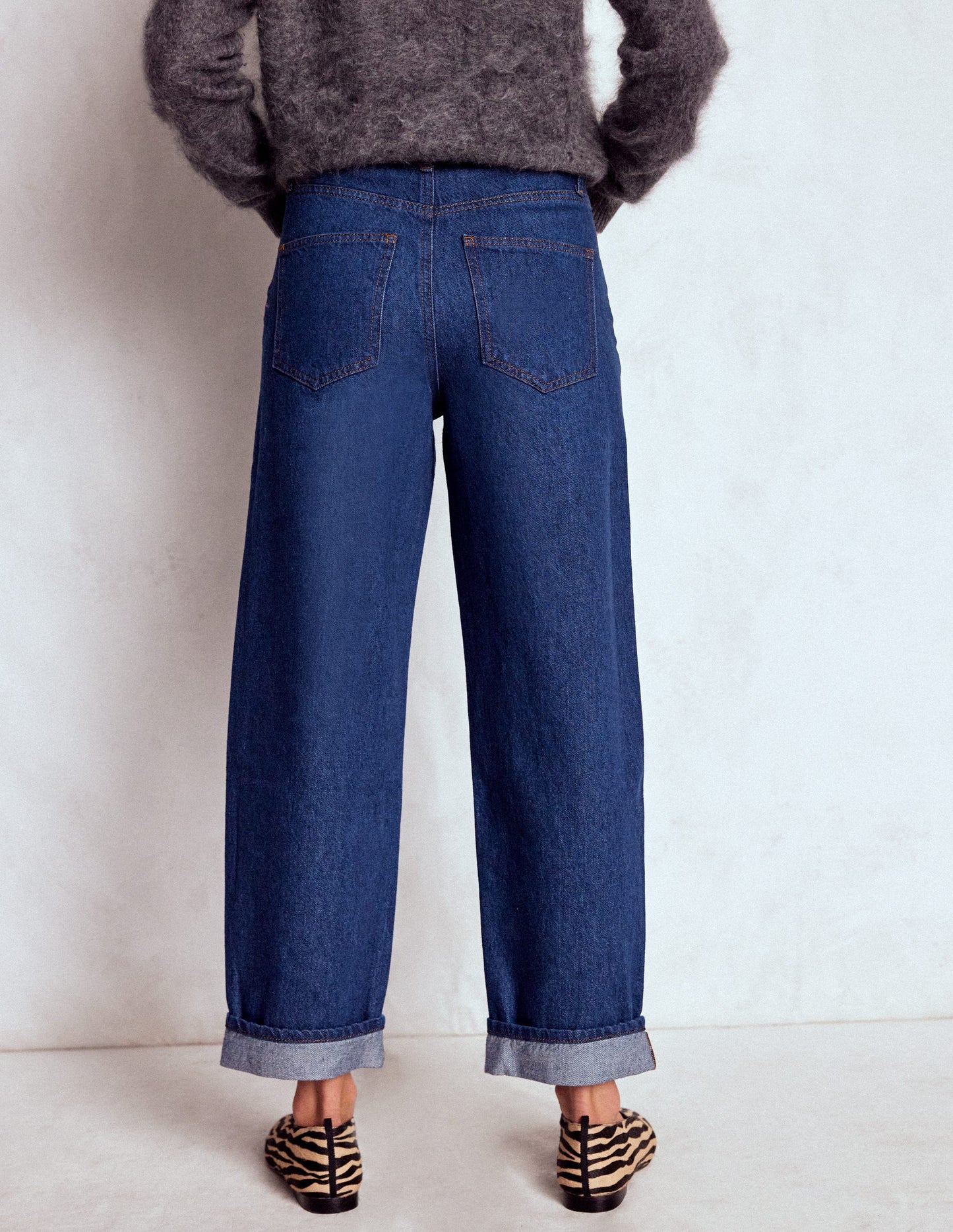 Mid Rise Relaxed Jeans-Indigo