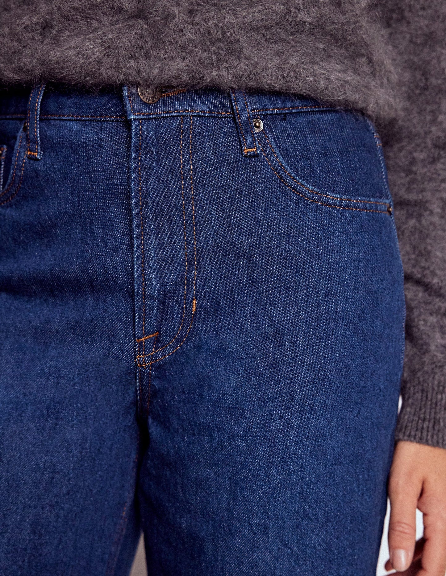 Mid Rise Relaxed Jeans-Indigo