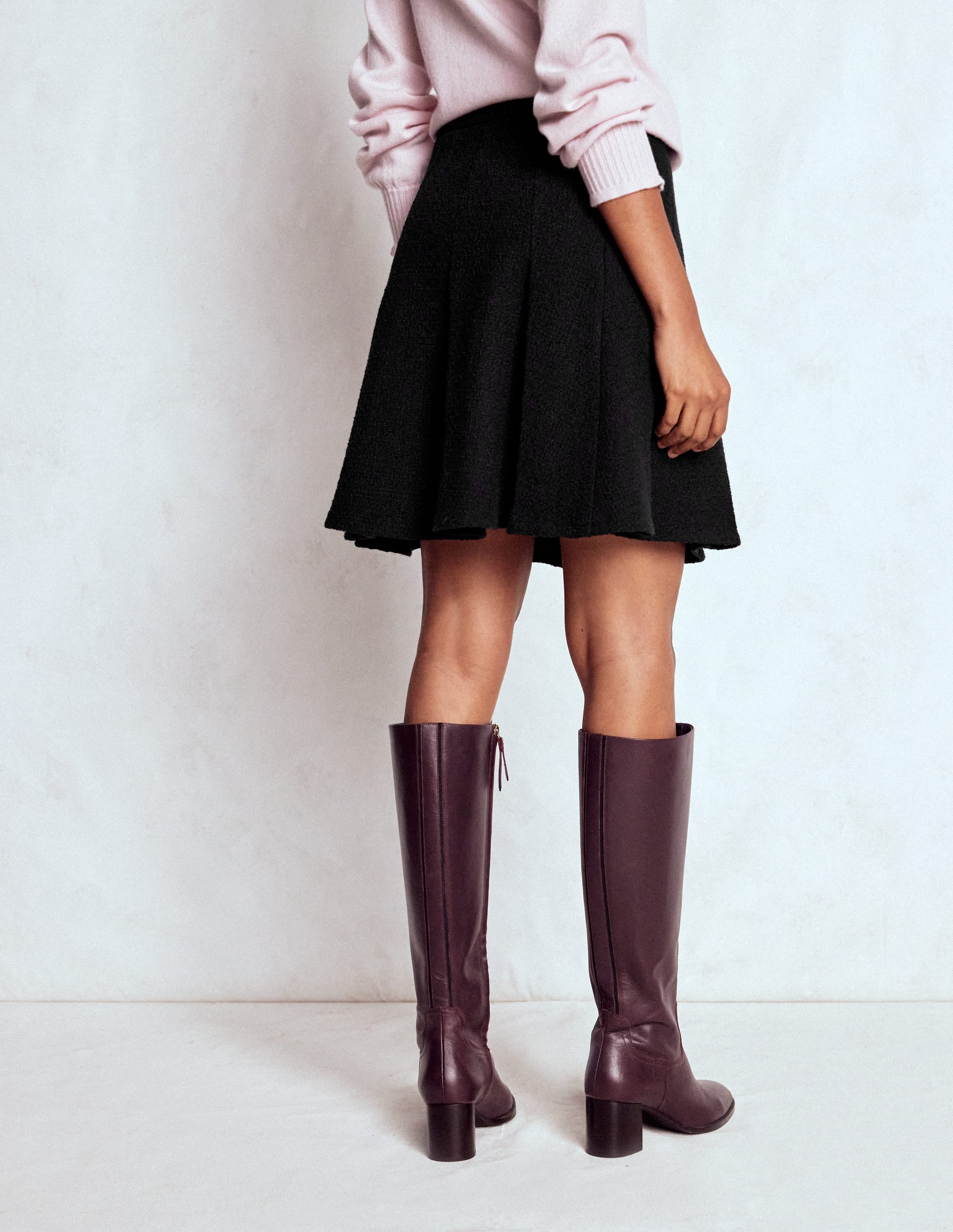 Flippy Textured Skirt-Black - Image 3