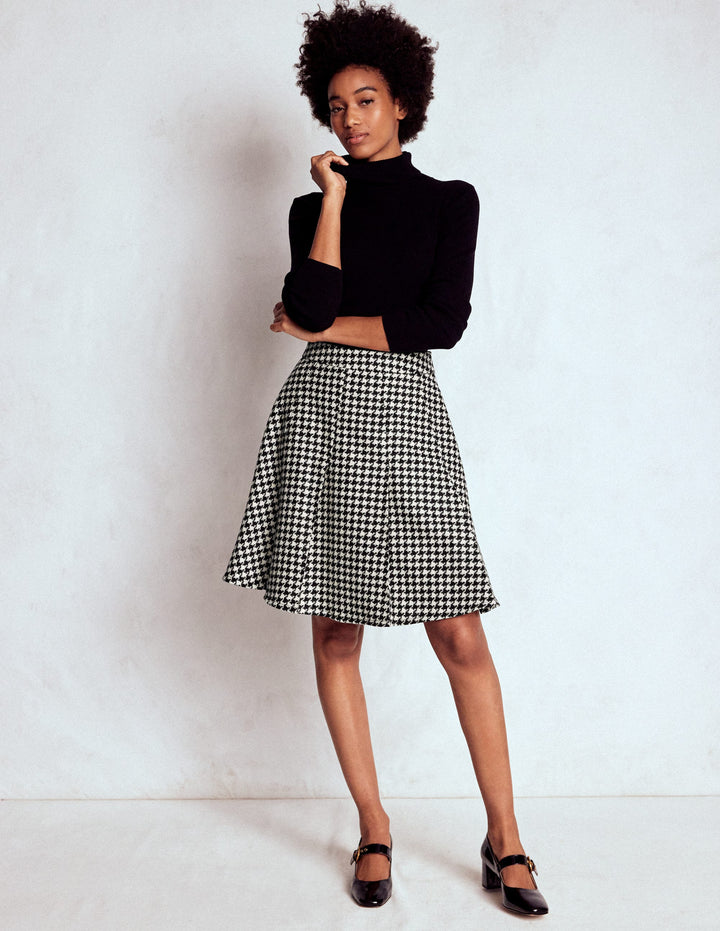 Flippy Wool Skirt-Black Dogstooth