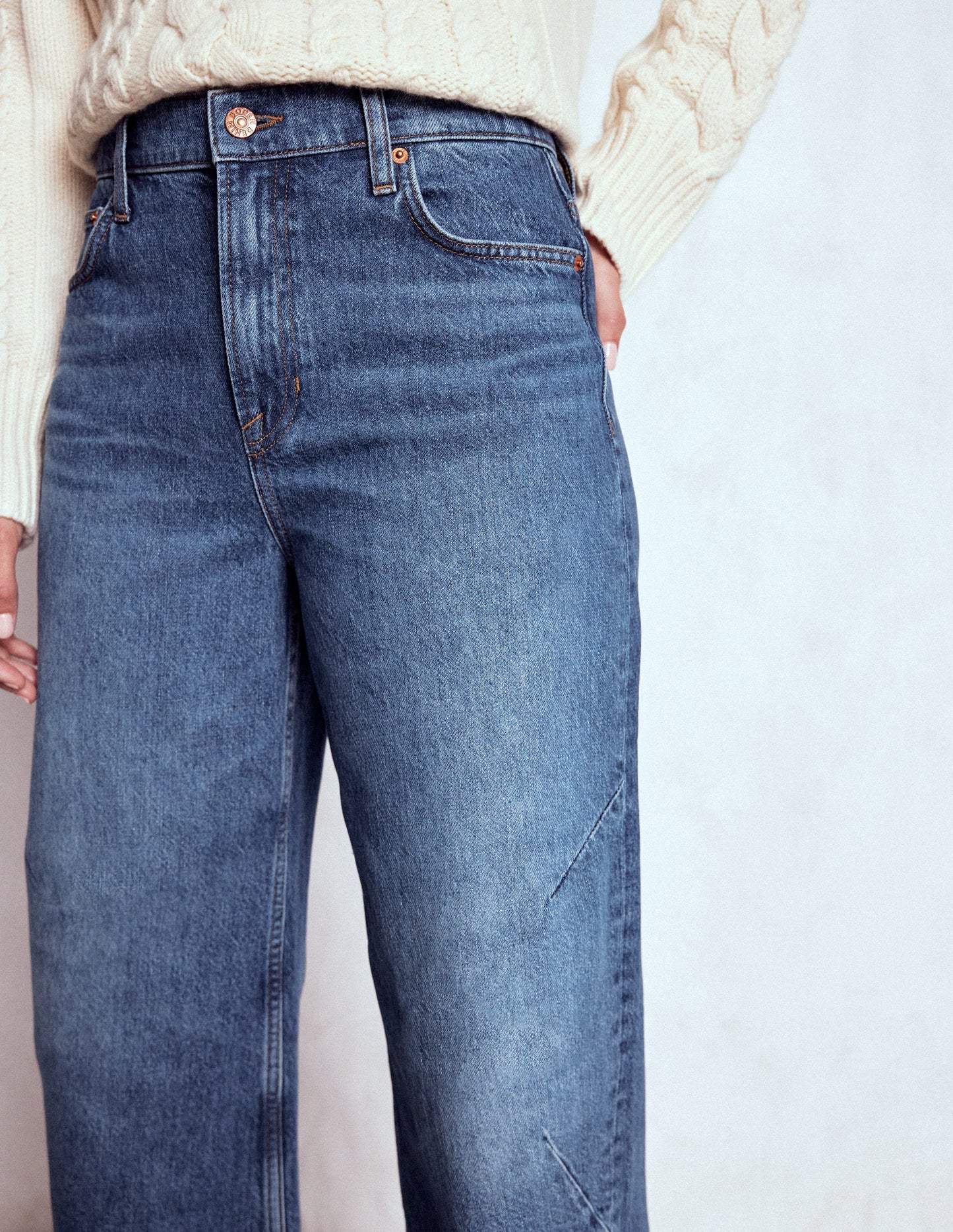 Full Length Barrel Leg Jeans-Mid Vintage