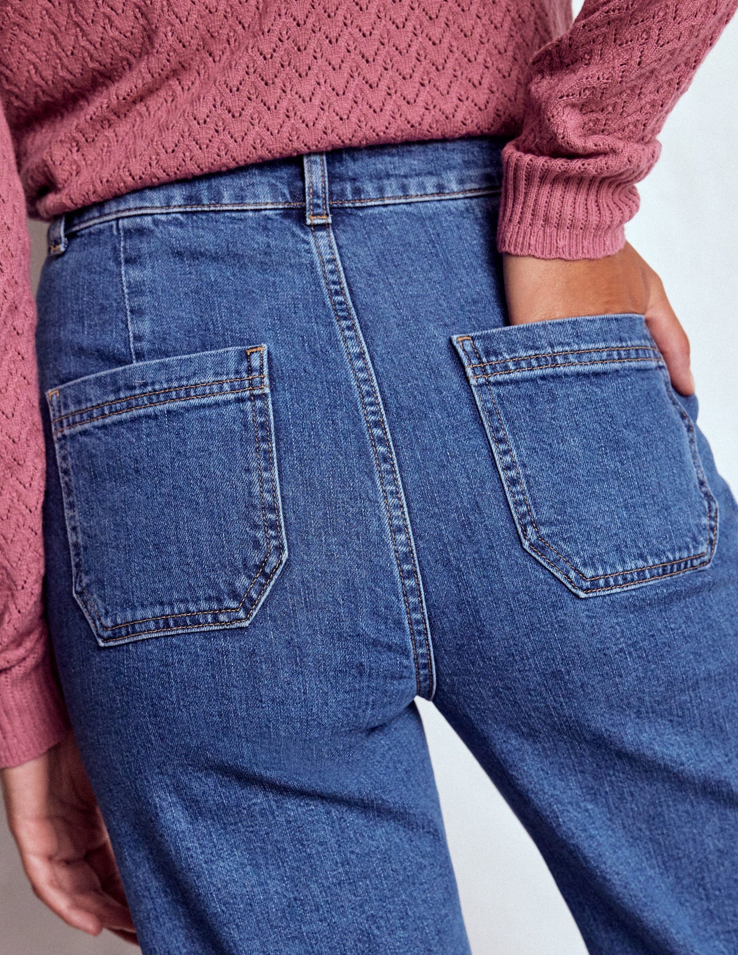 Straight Leg Pocket Jeans-Mid Vintage