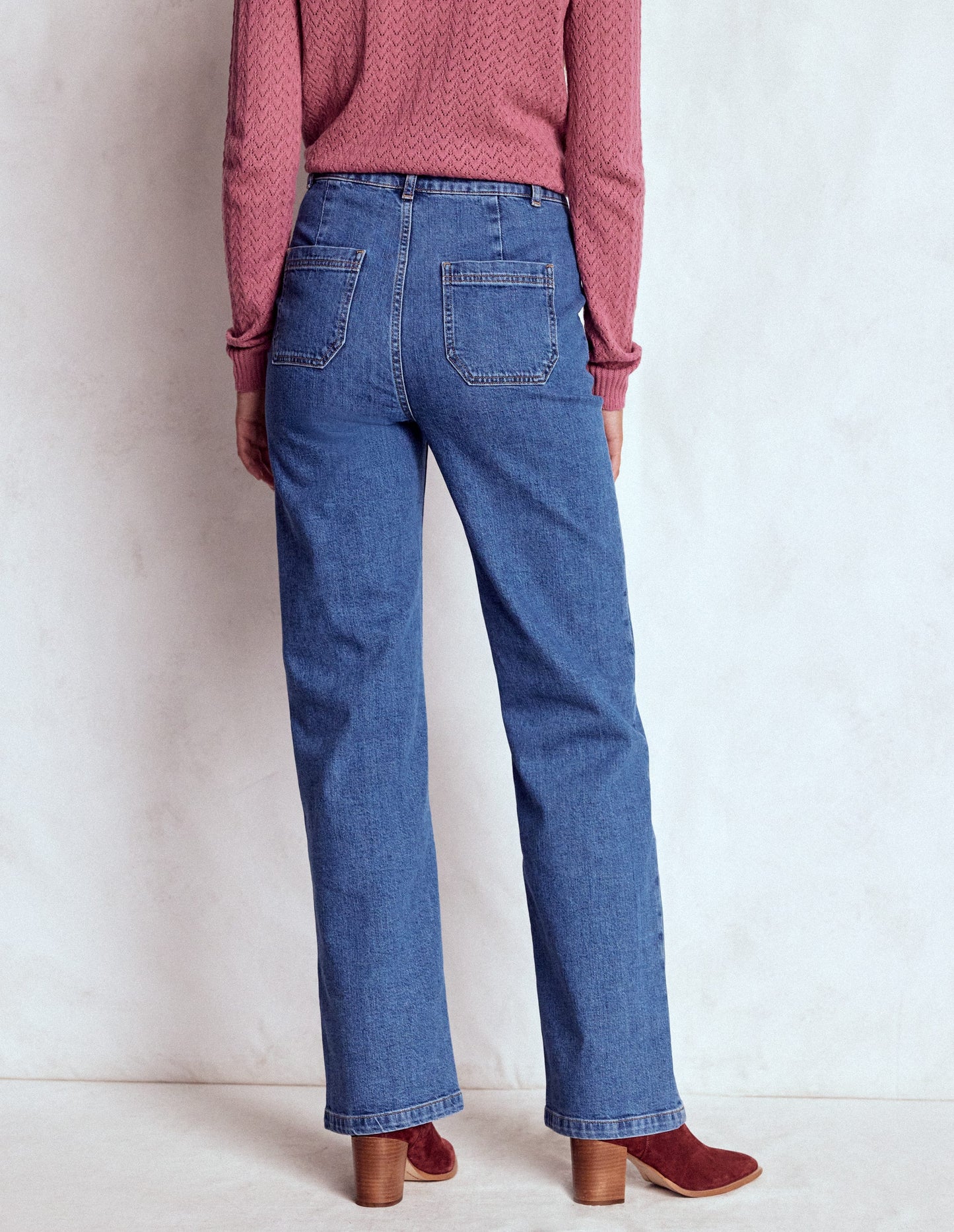 Straight Leg Pocket Jeans-Mid Vintage