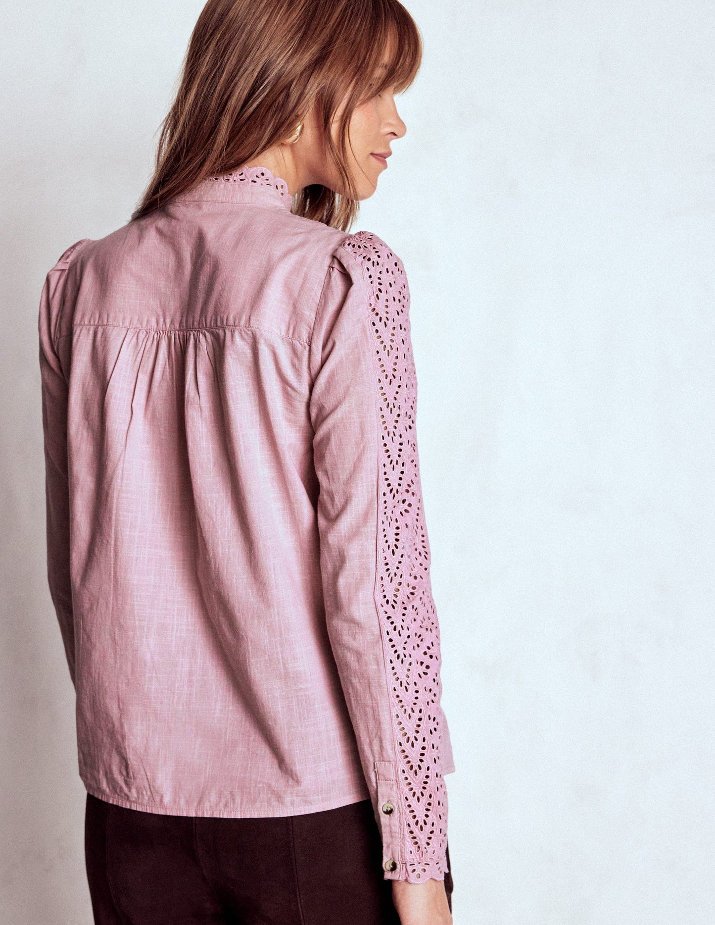 Savannah Broderie Top-Iris Pink