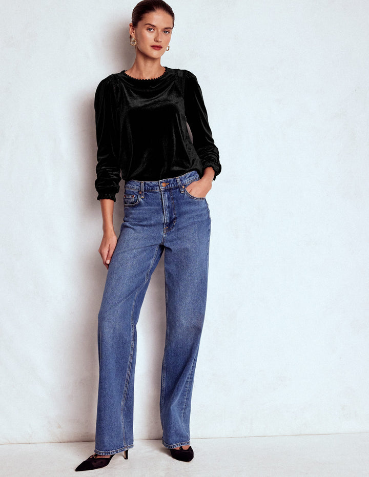 Mila Velvet Top-Black