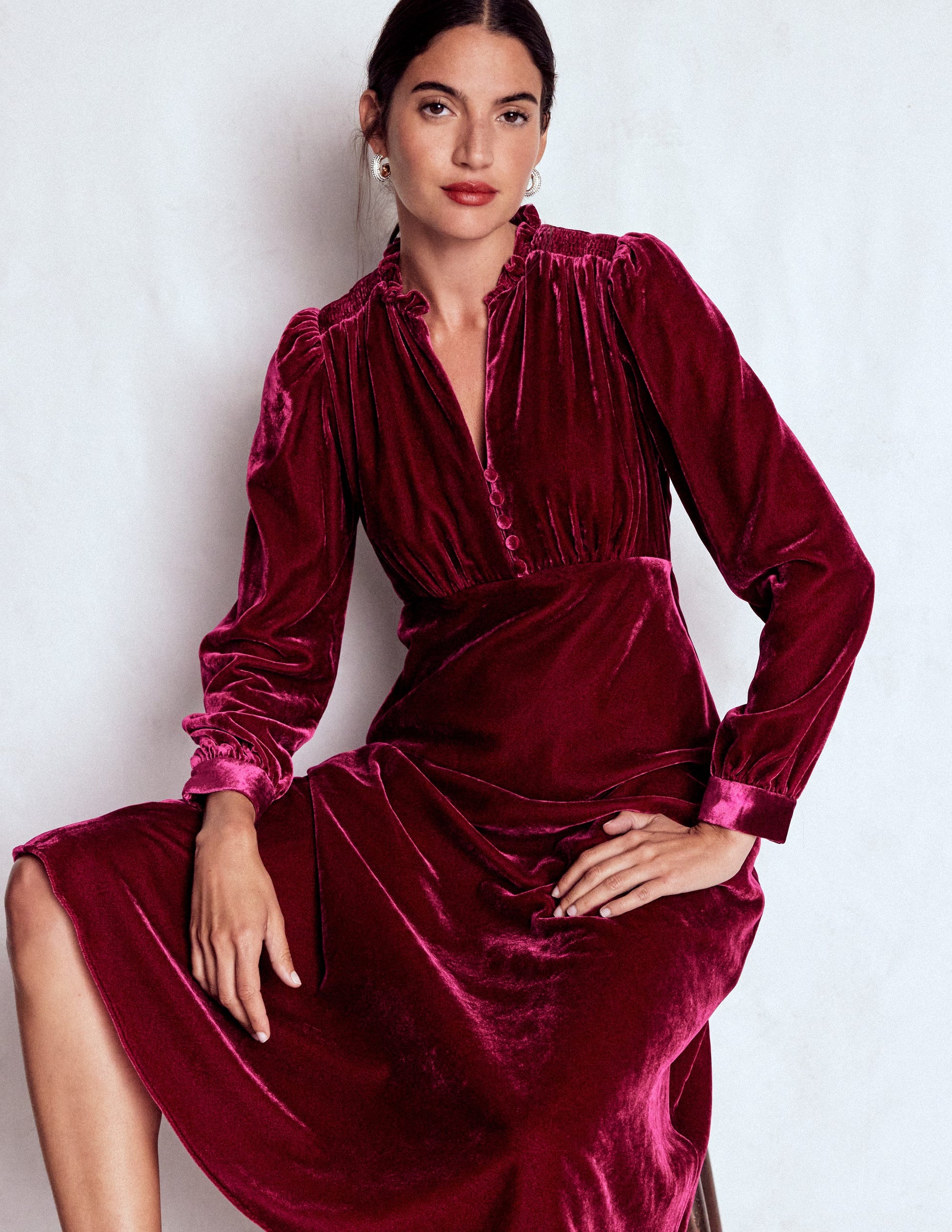 boden velvet dress High Neck - Cabernet The epitome of festive elegance Boden Vivienne Velvet Midi Dress