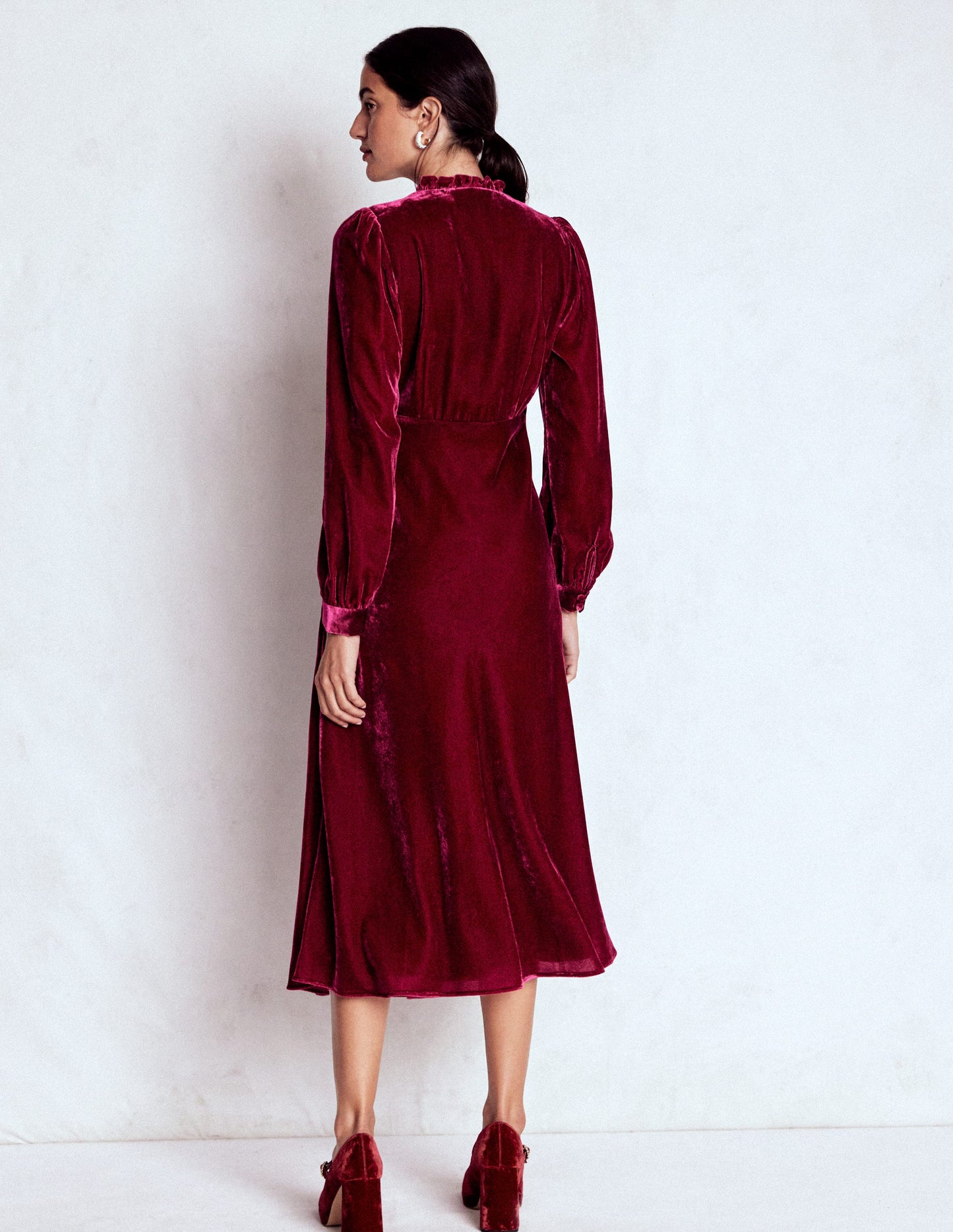 Cassie Velvet Tea Dress-Ruby Red