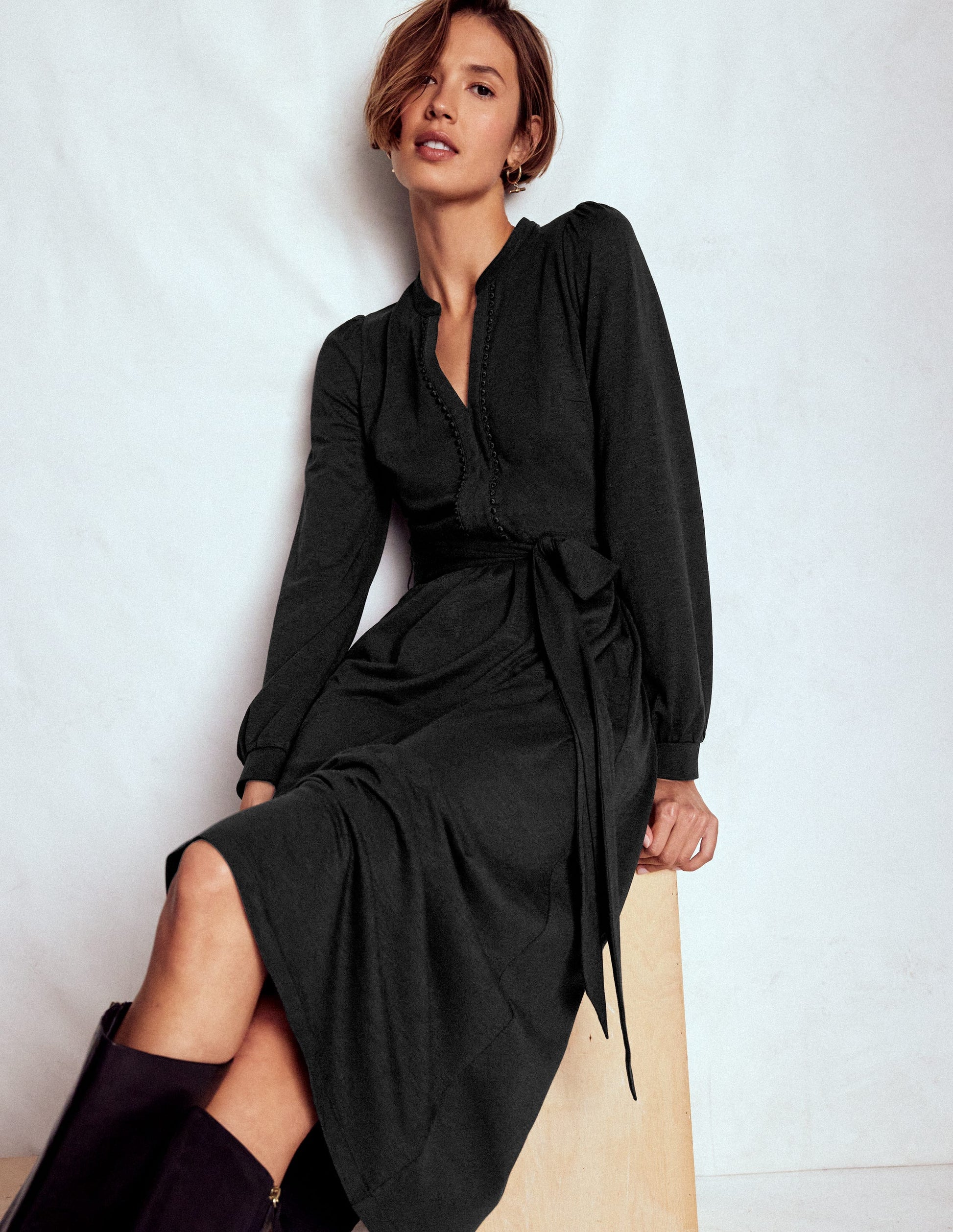 Naomi Long Sleeve Jersey Dress-Black | Boden UK Naomi Long Sleeve Jersey Dress-Black | Boden UK