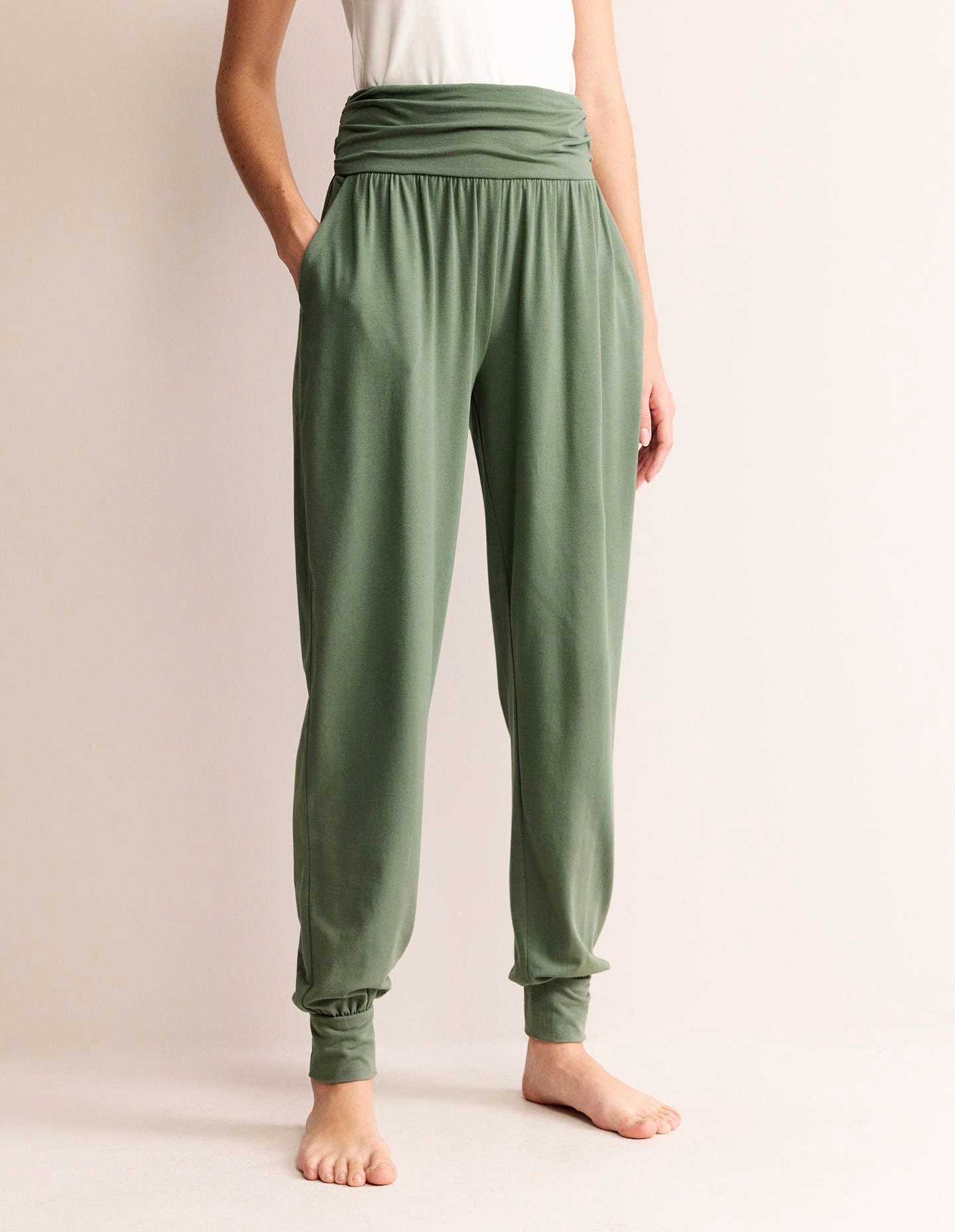 Hareem Jersey Joggers-Alder - Image 4
