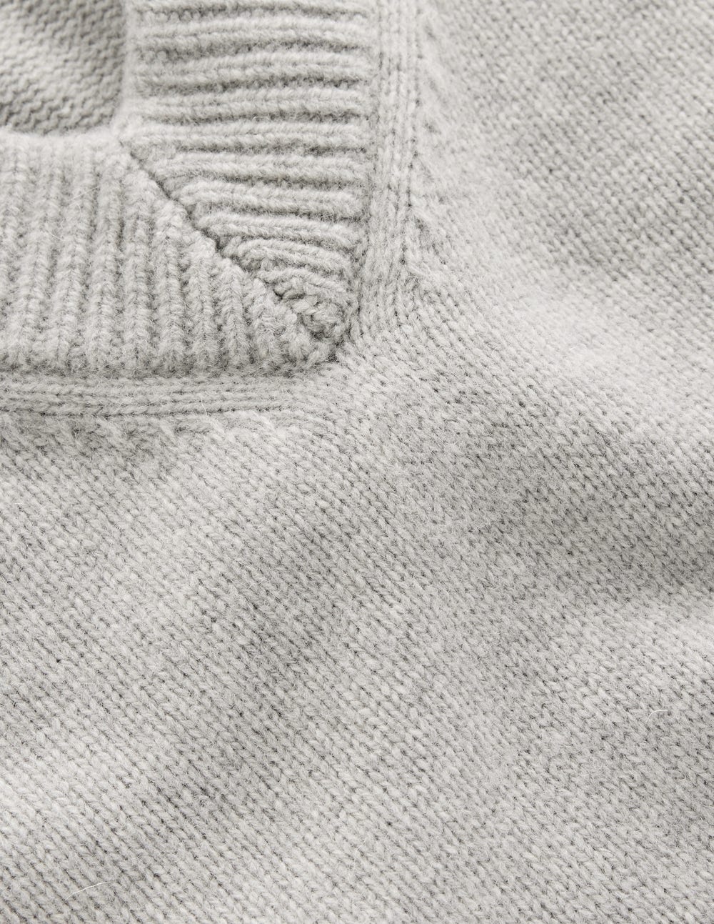 Marion Merino V-neck Jumper-March Hare