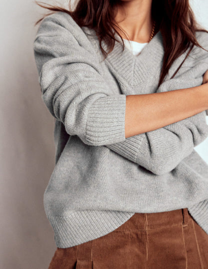 Marion Merino V-neck Jumper-March Hare-2