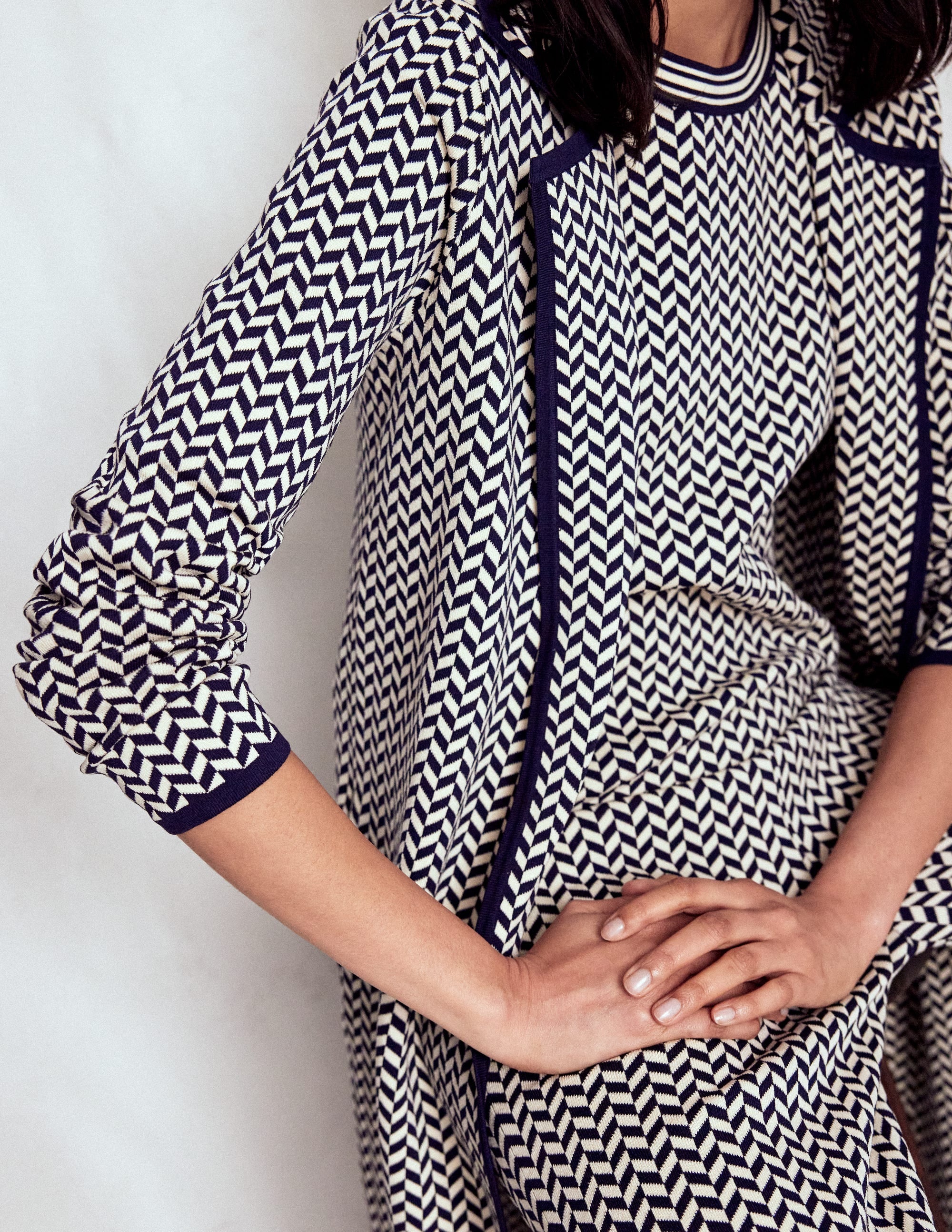 Jacquard Coatigan-Navy/ Ivory Dogtooth - Image 2