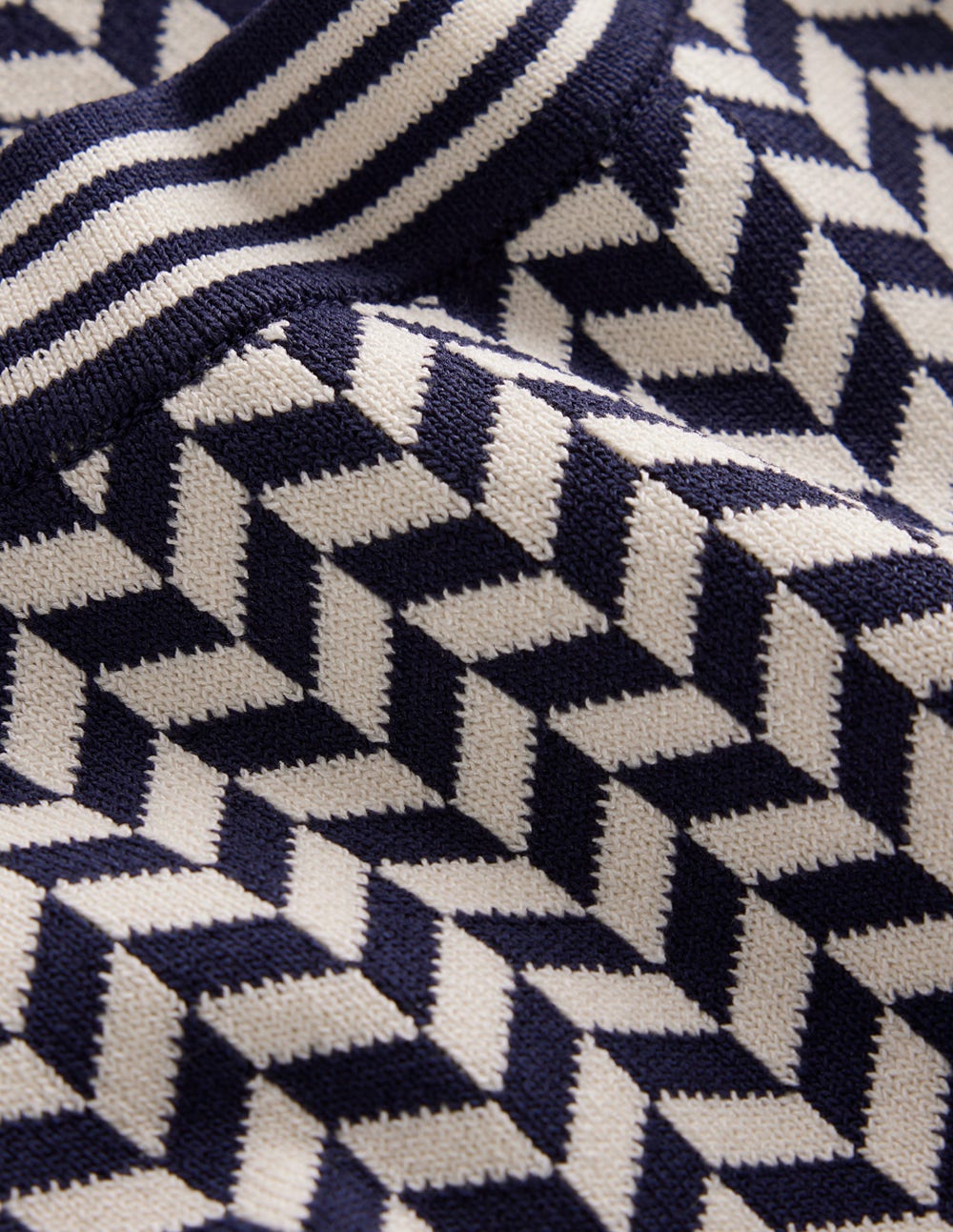 Jacquard Knitted T-Shirt-Navy/ Ivory Dogtooth-6