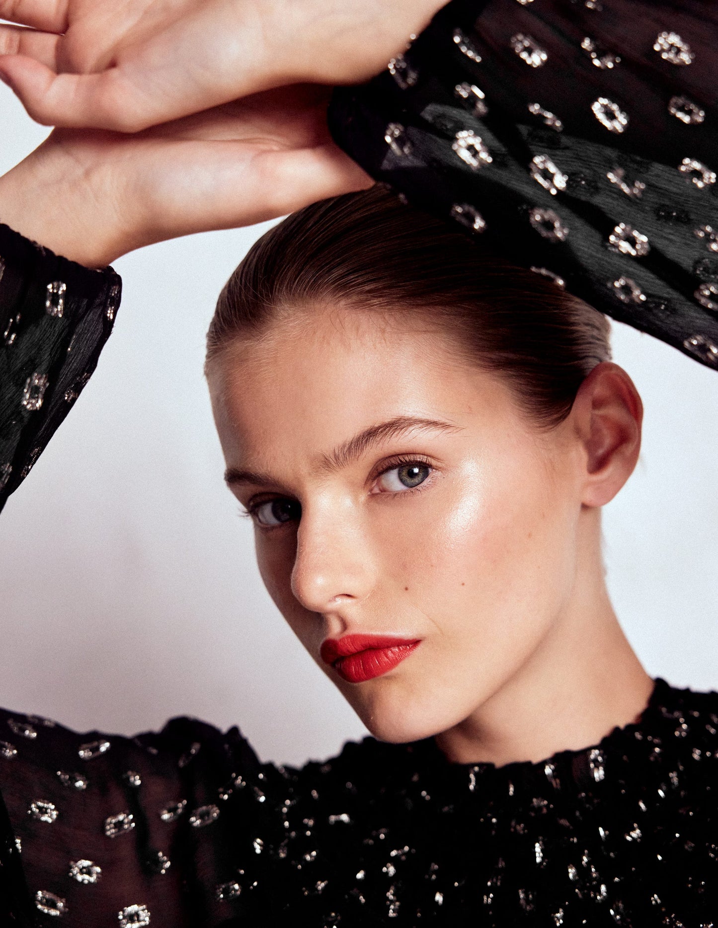 Metallic Ruffle Collar Top-Black, Lurex Clip