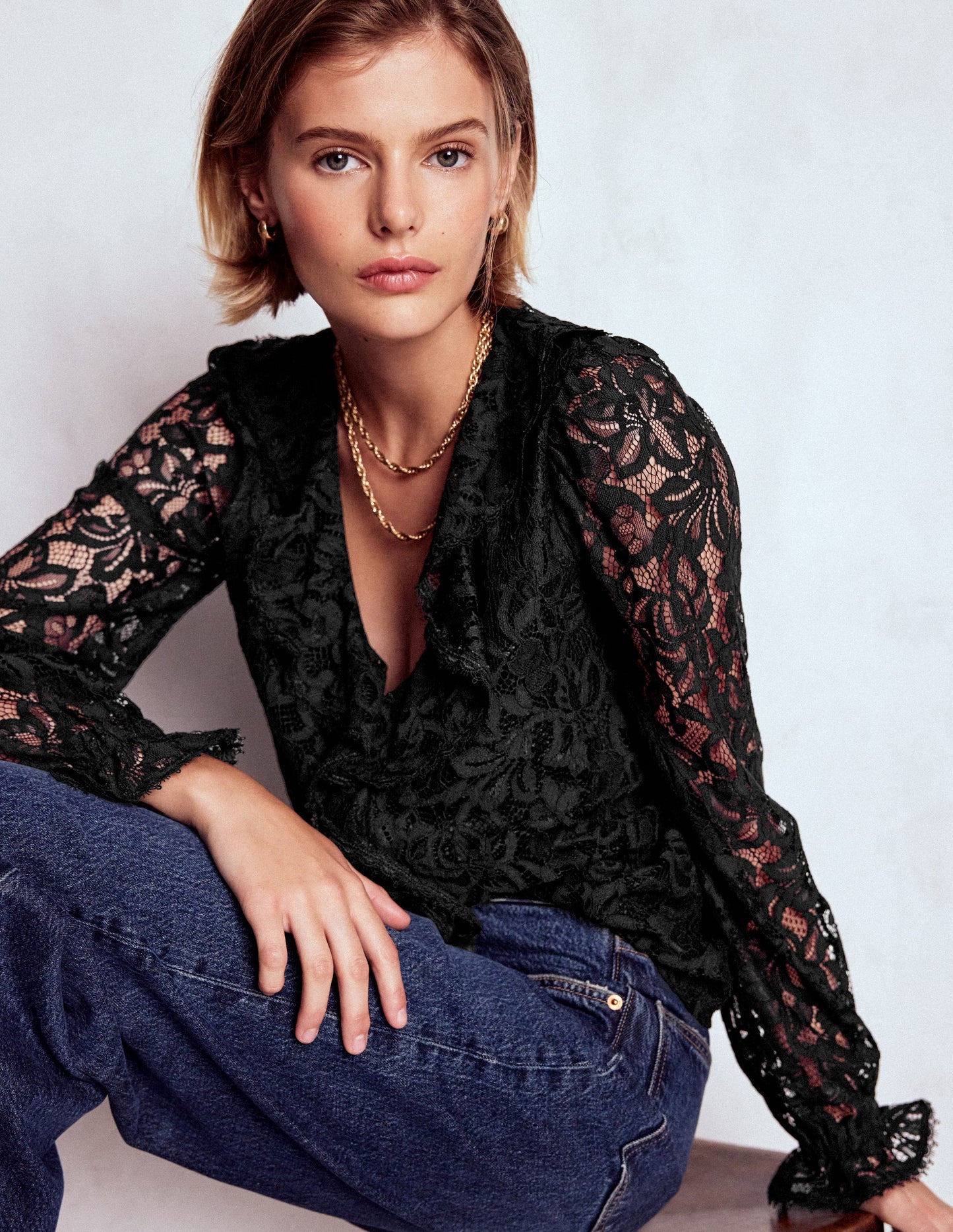 Ruffle Detail Lace Blouse-Black