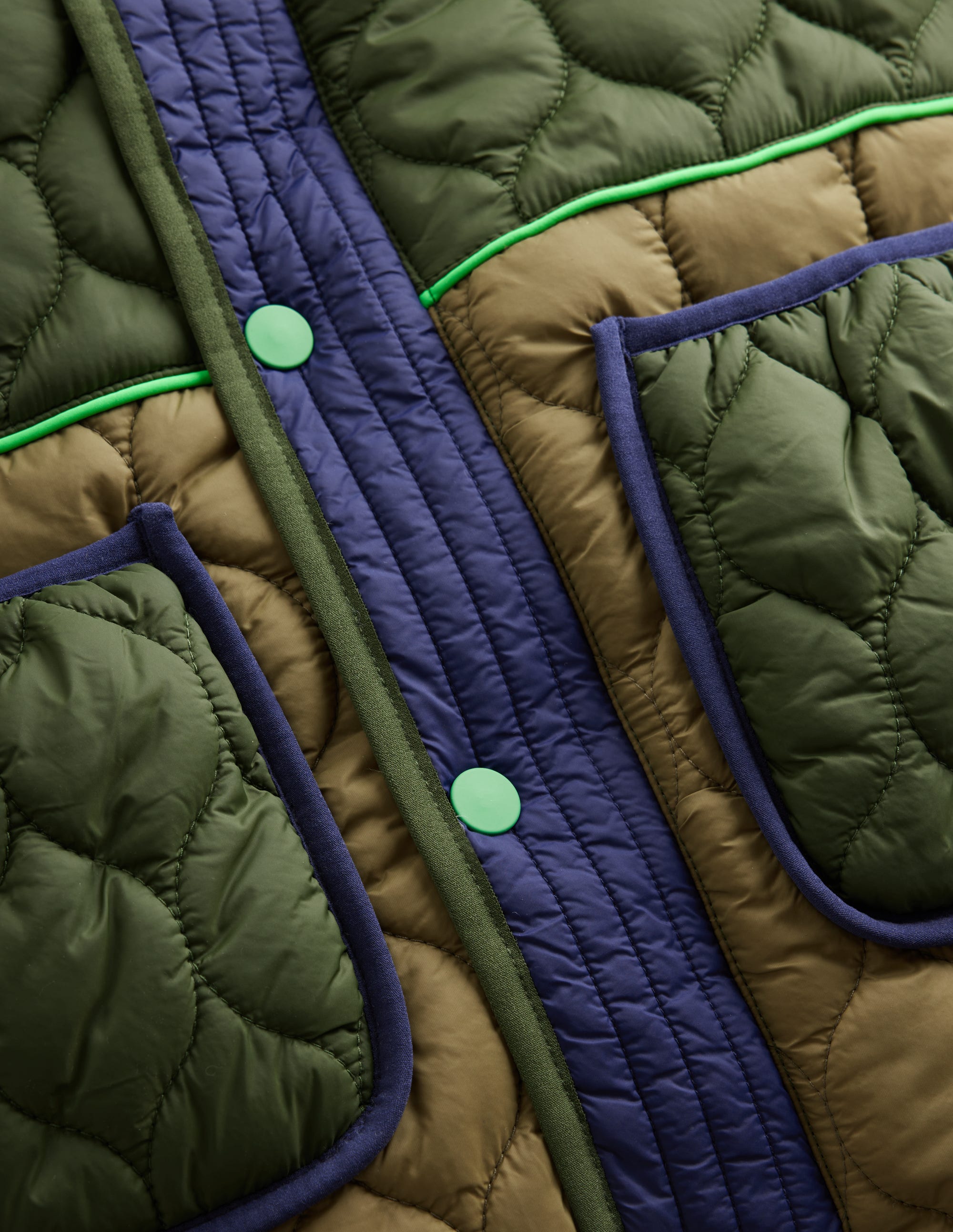 Onion Quilted Coat-Khaki Colourblock - Image 7