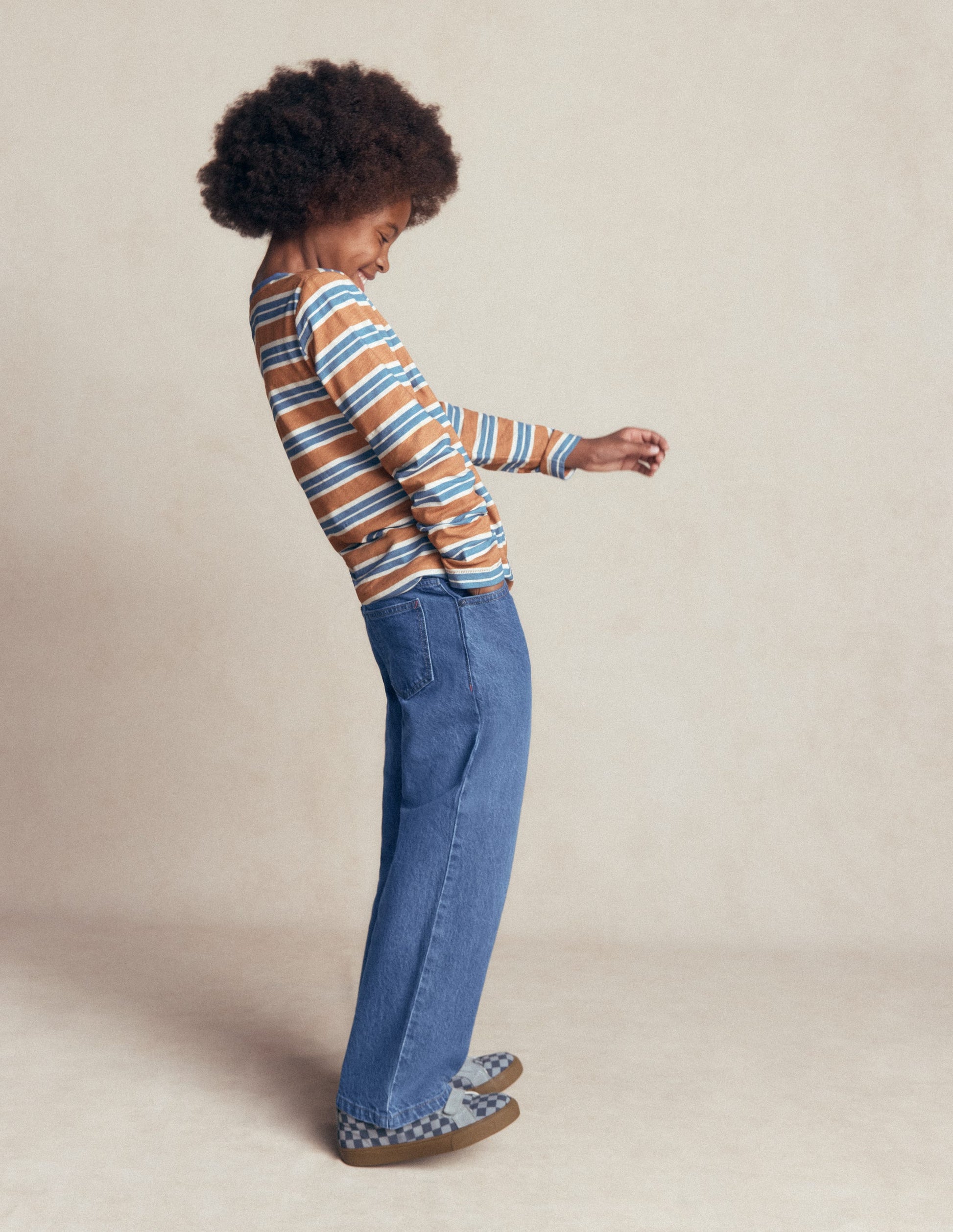 Easy Straight Jeans-Mid Wash-1
