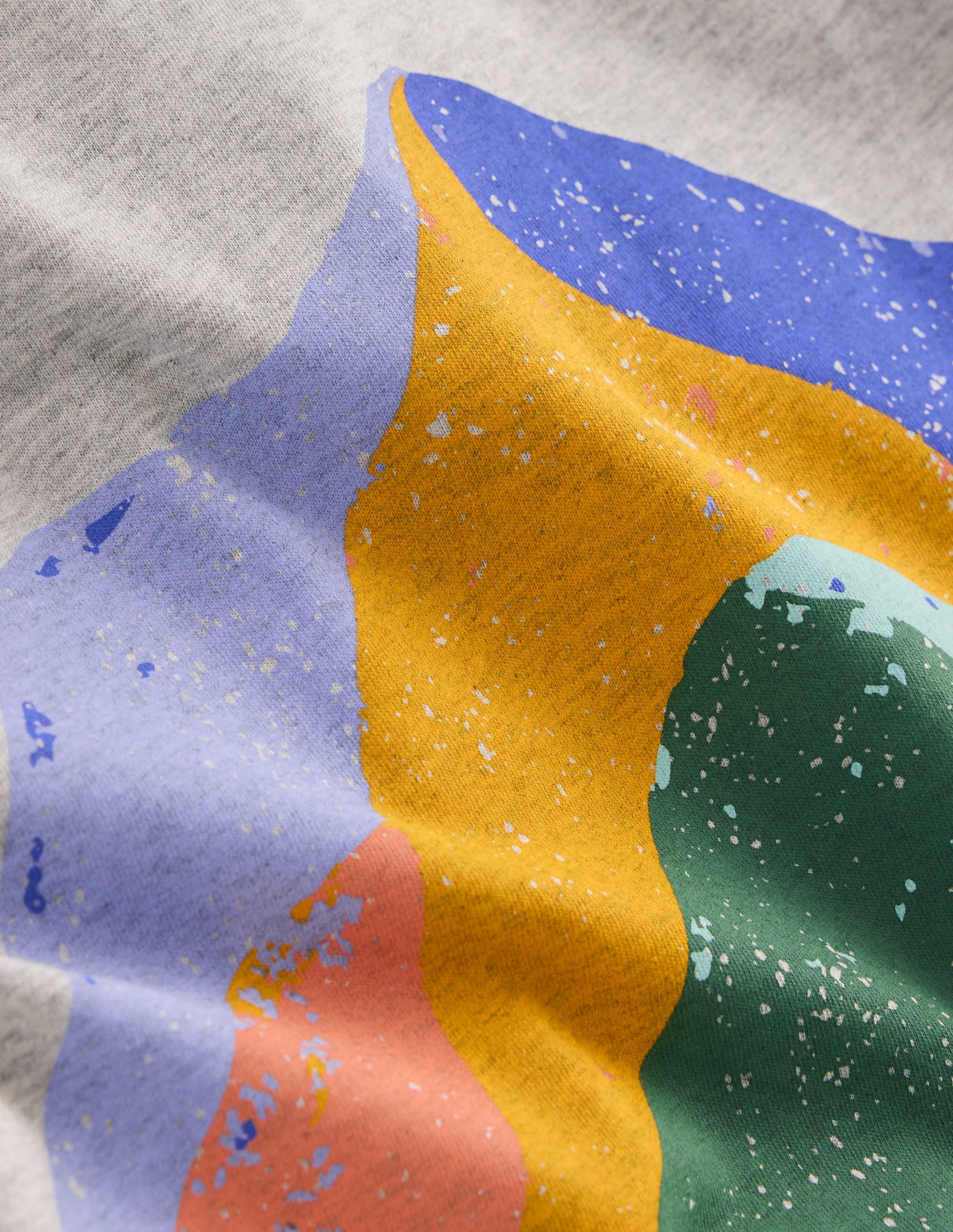 Relaxed Graphic T-shirt-Mountains - Image 3