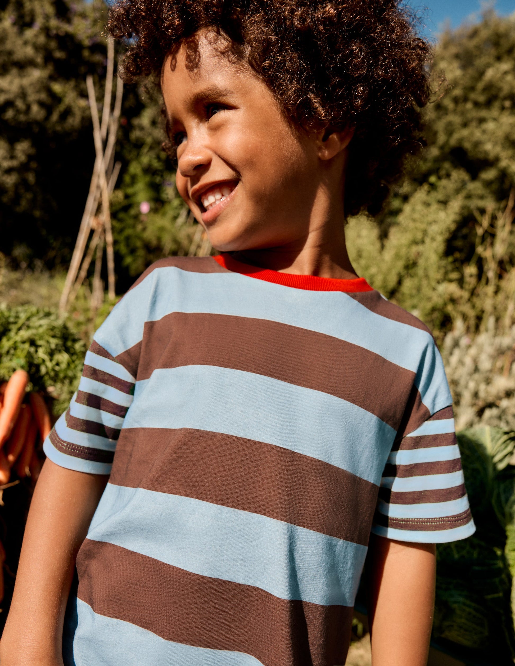 Relaxed Hotchpotch T-shirt-Glacier lake/potting soil-1