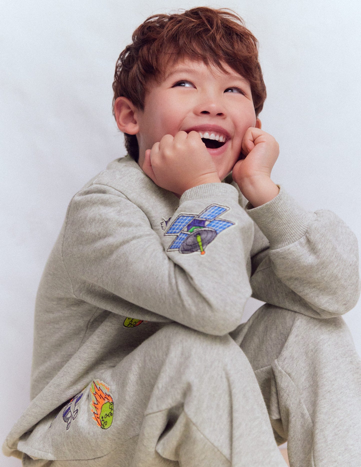 Badge Sweatshirt-GREY MARL