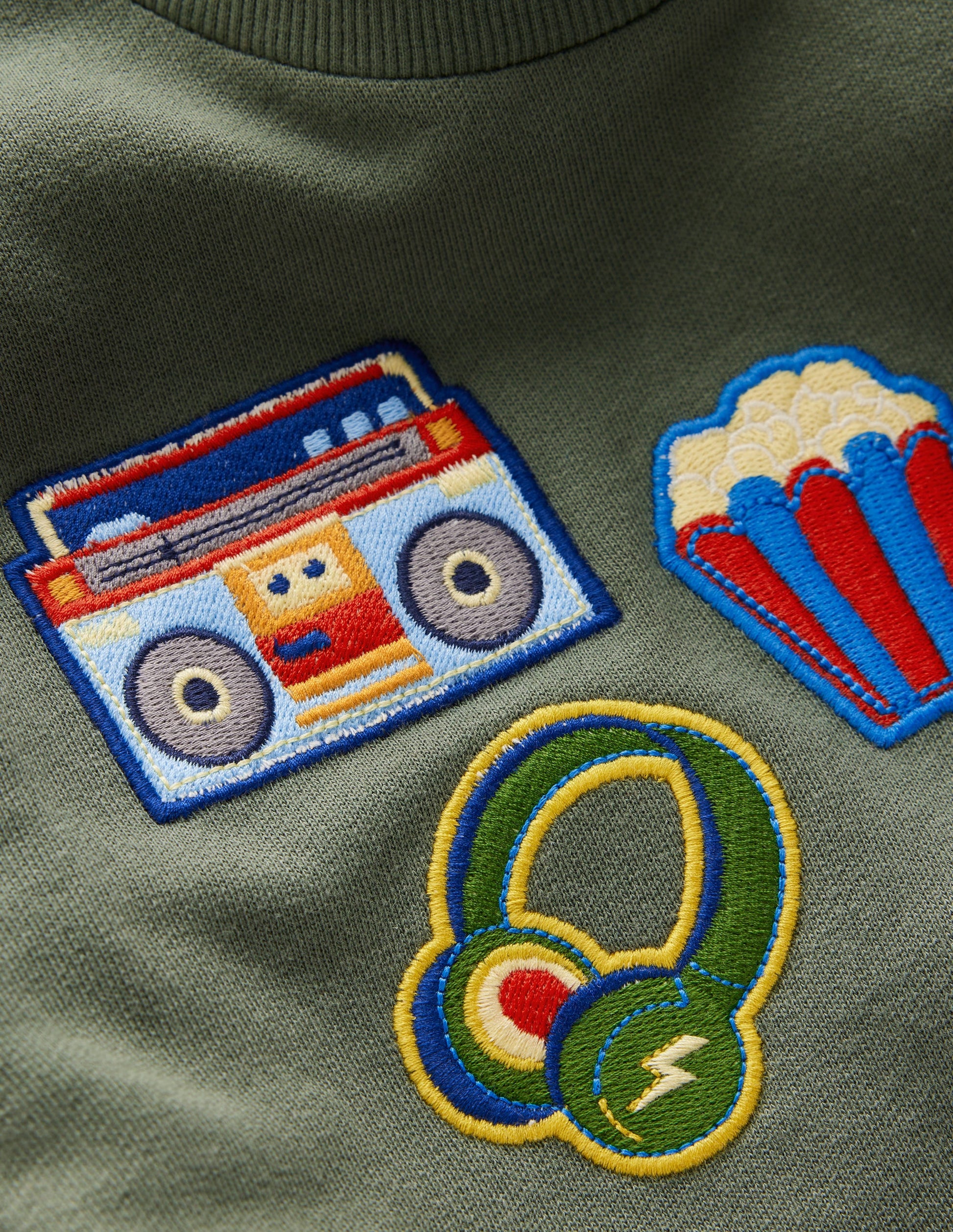 Badge Sweatshirt-Laurel Wreath Activity-3