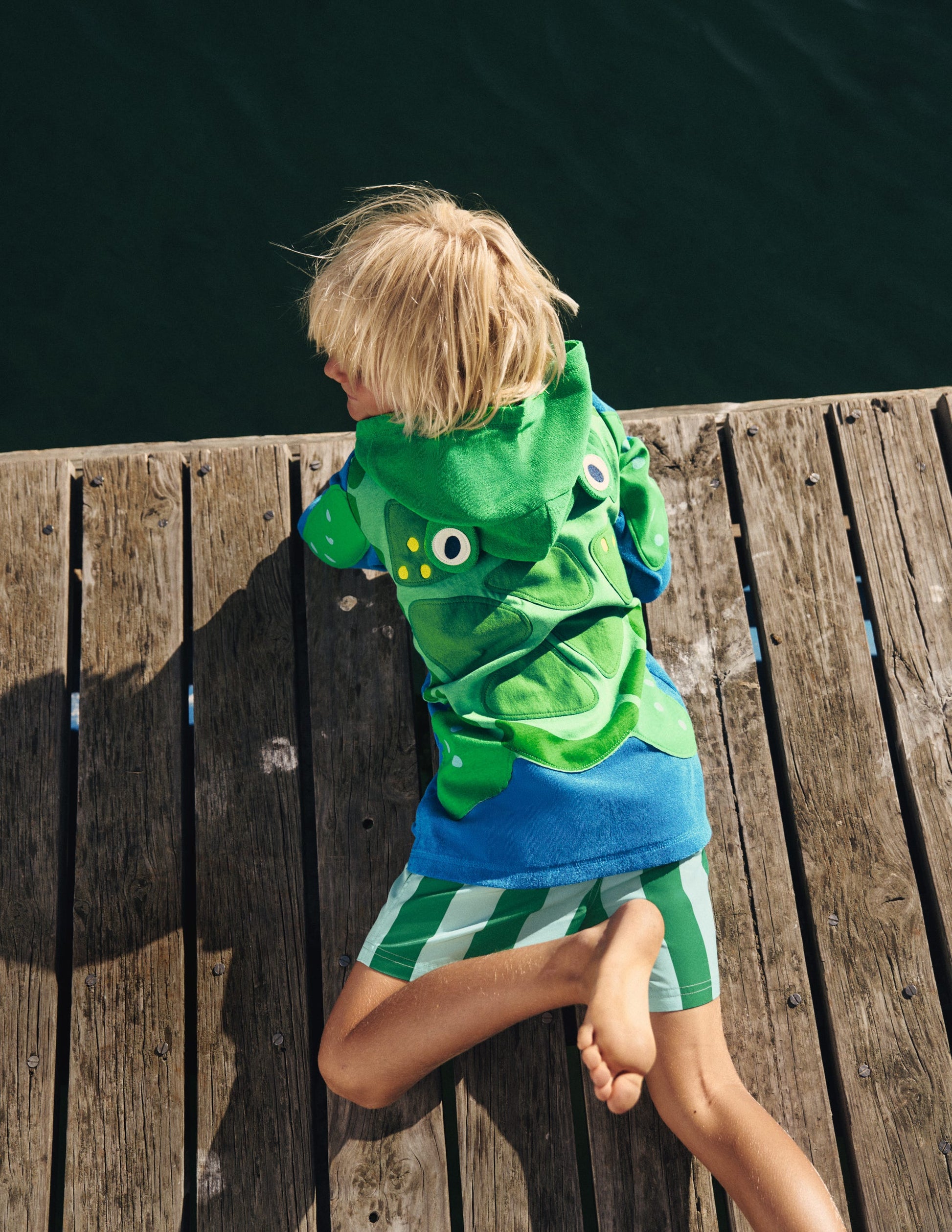 Fun Towelling Zip-up Throw On-Turtle-4