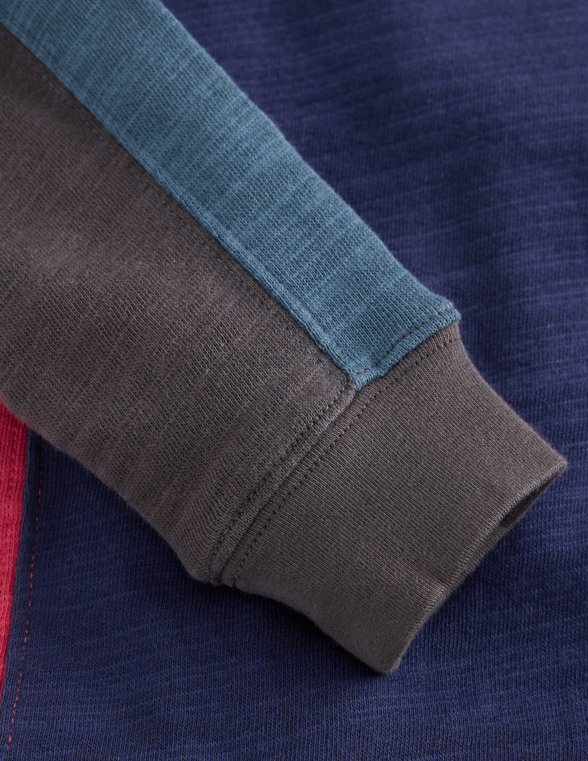 Loading View Solidworks Colourblock Mid - weight T - Shirt - College Navy Colourblock | Boden UK
