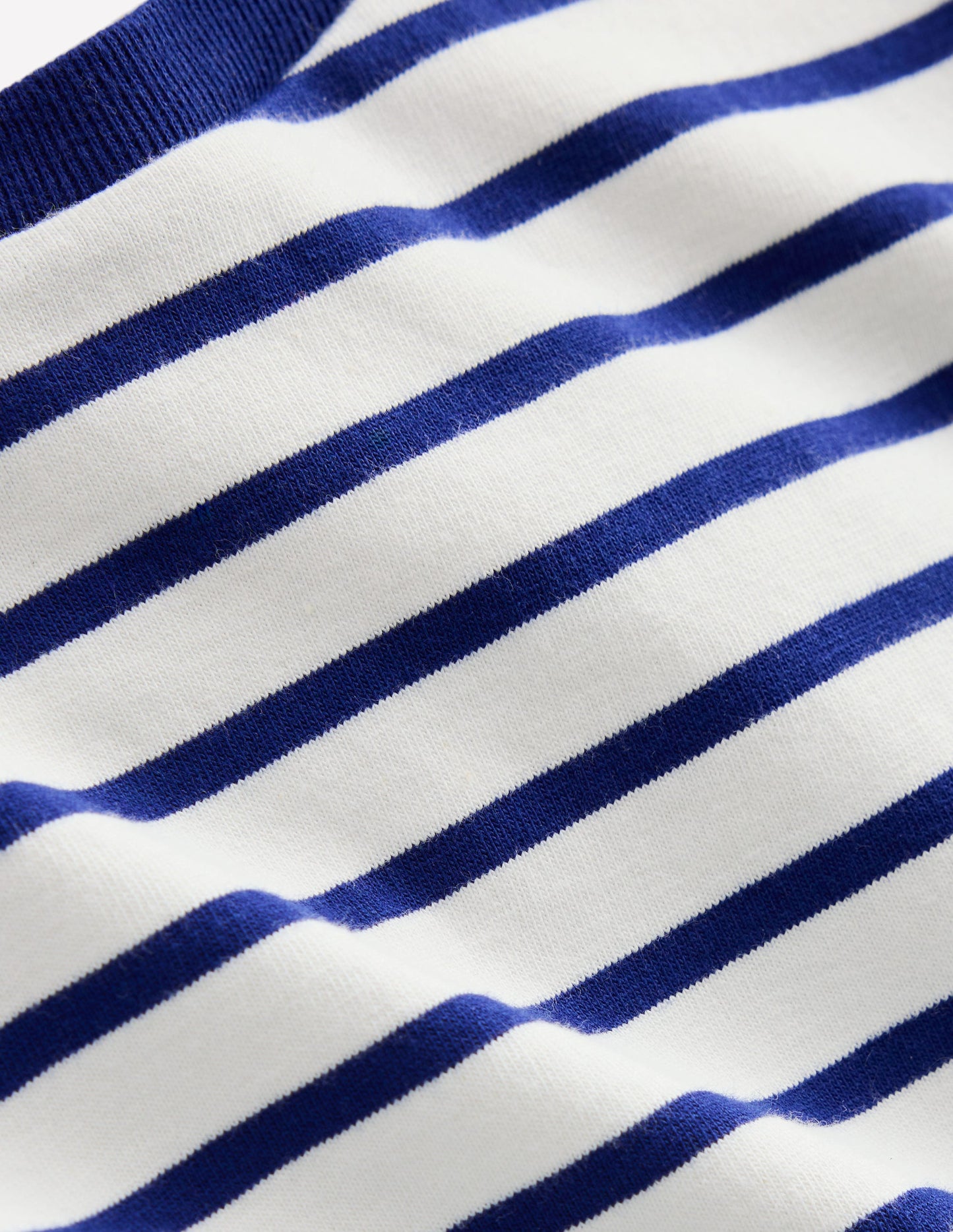 Relaxed Breton-Ivory/College Navy