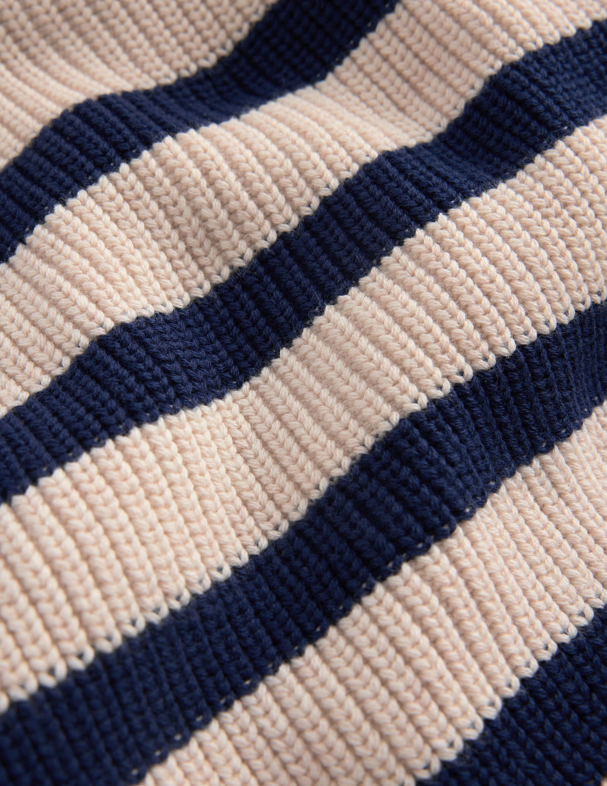 Zip Up Neck Jumper-Ecru Marl / Navy - Image 4